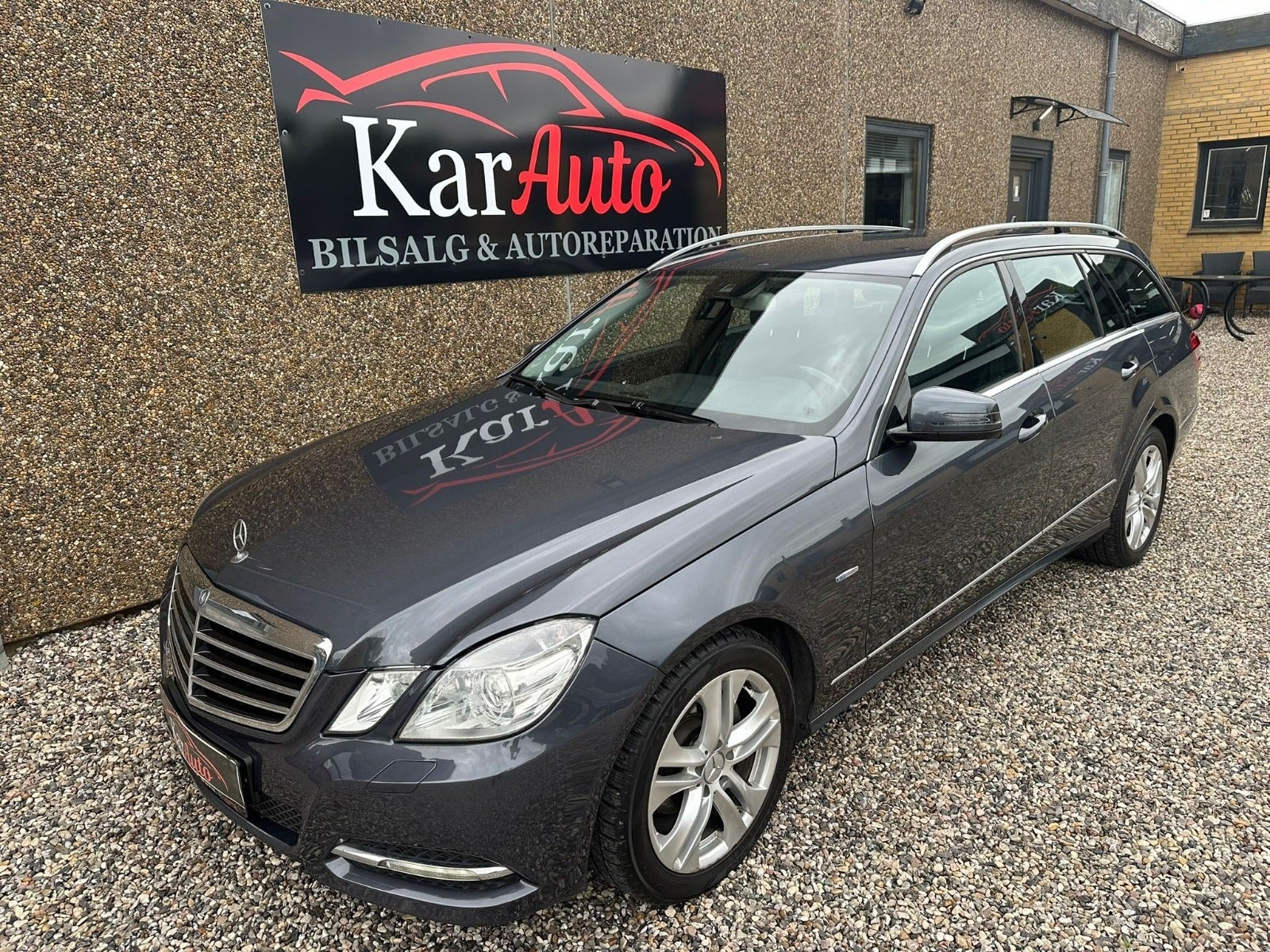 Mercedes E200 til salg hos Nabilli