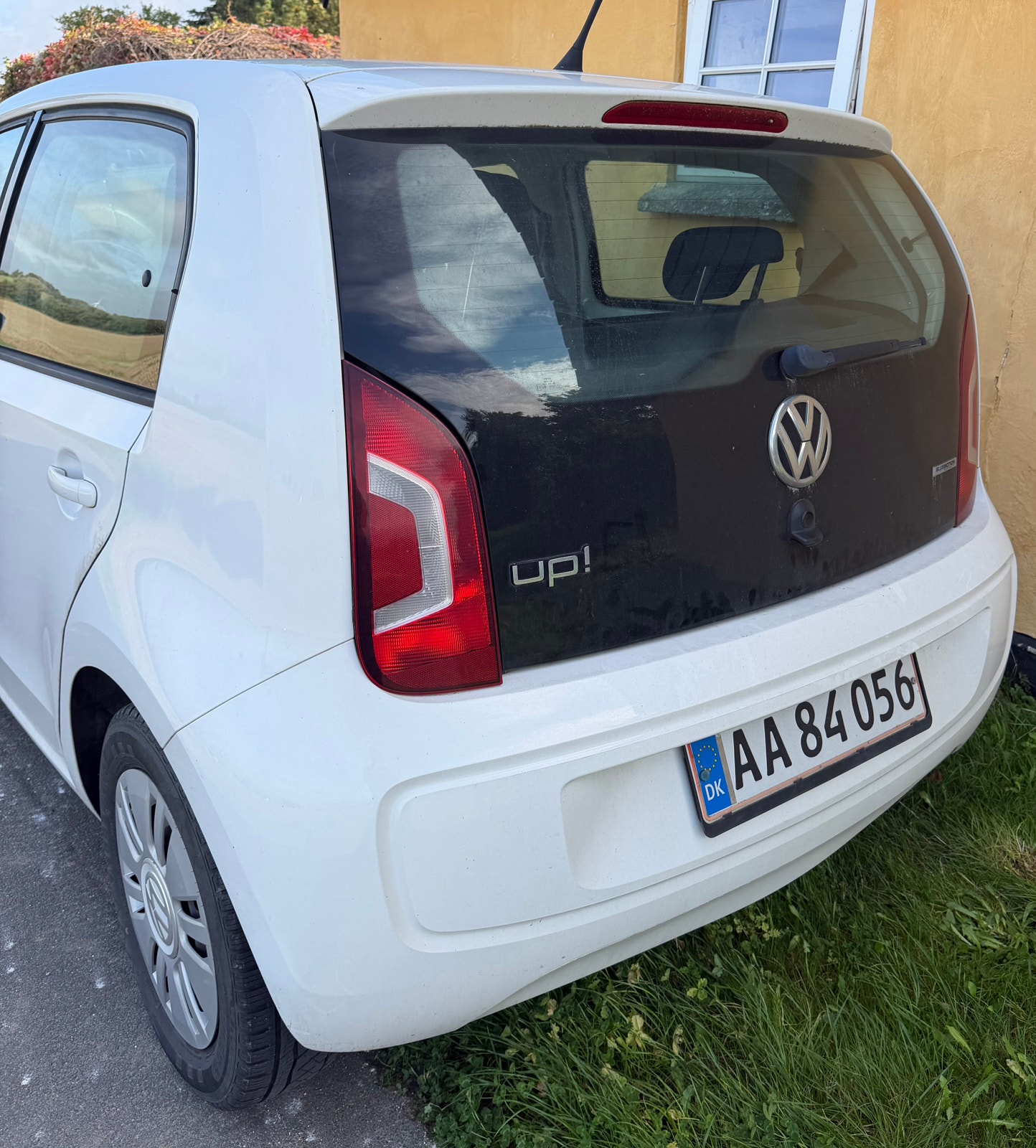 VW UP! til salg hos Nabilli
