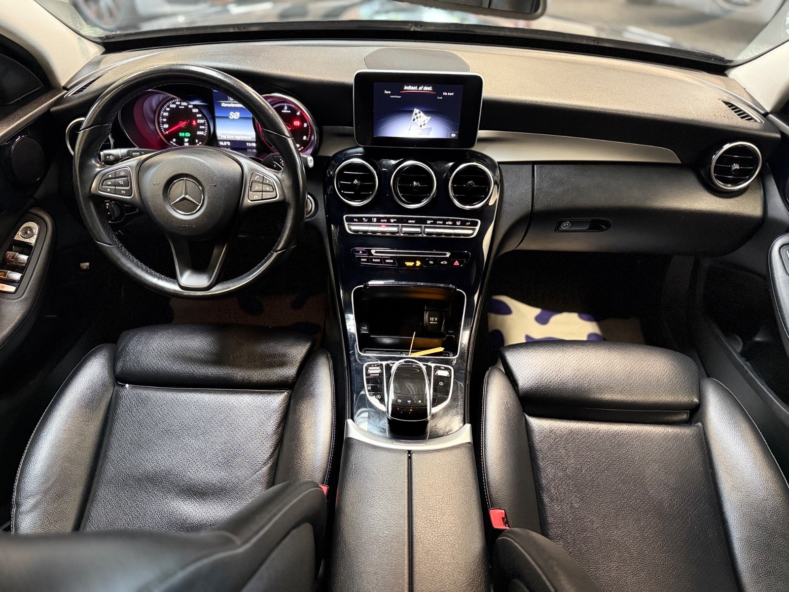 Mercedes C220 d til salg hos Nabilli