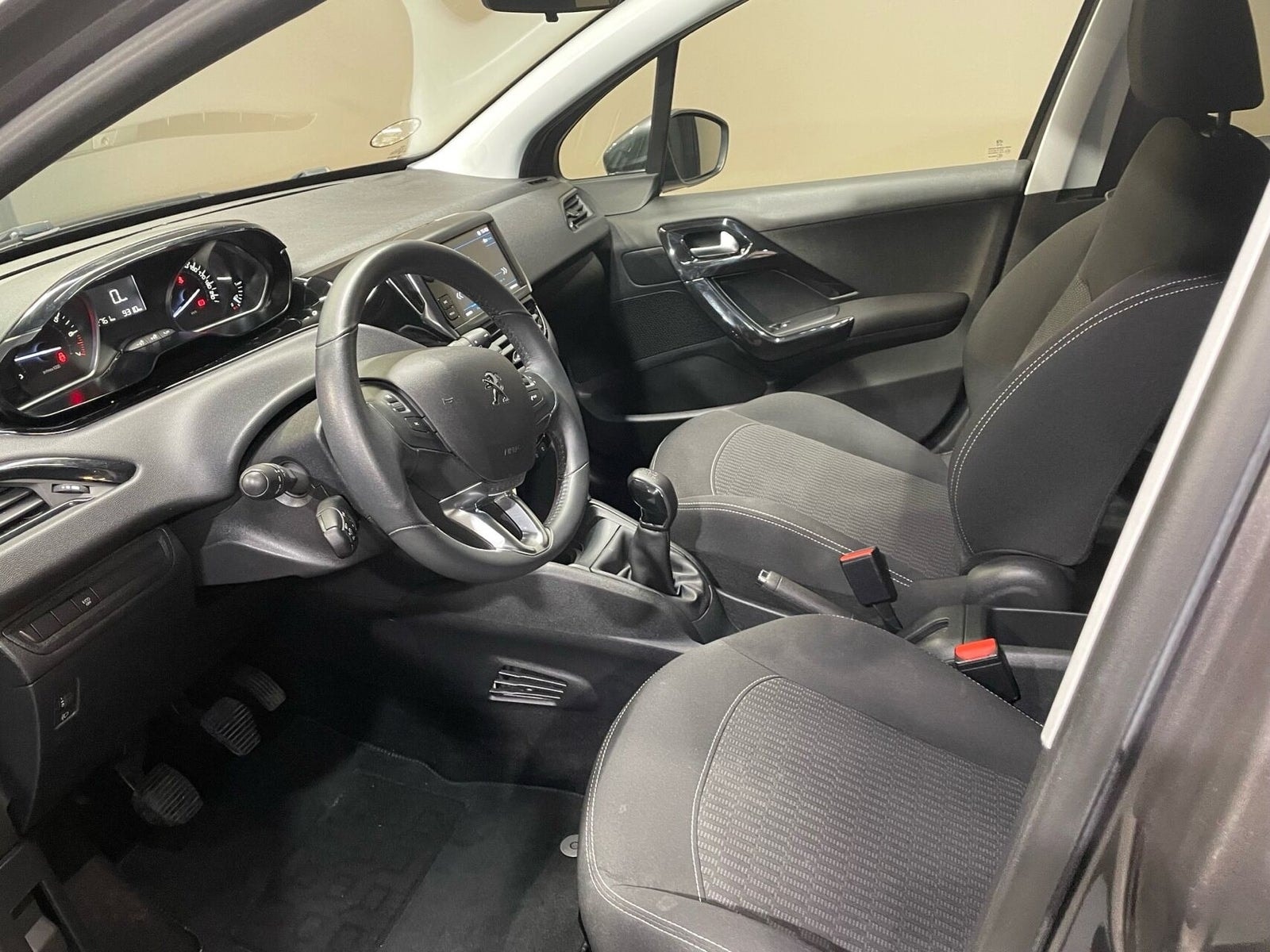 Peugeot 208 til salg hos Nabilli