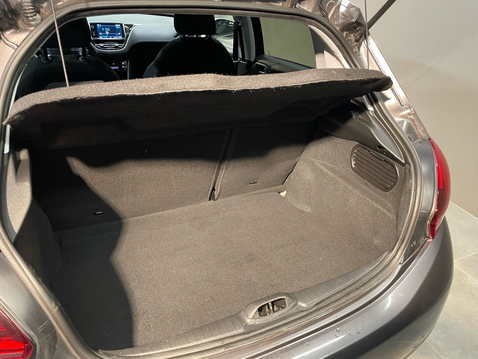 Peugeot 208 til salg hos Nabilli