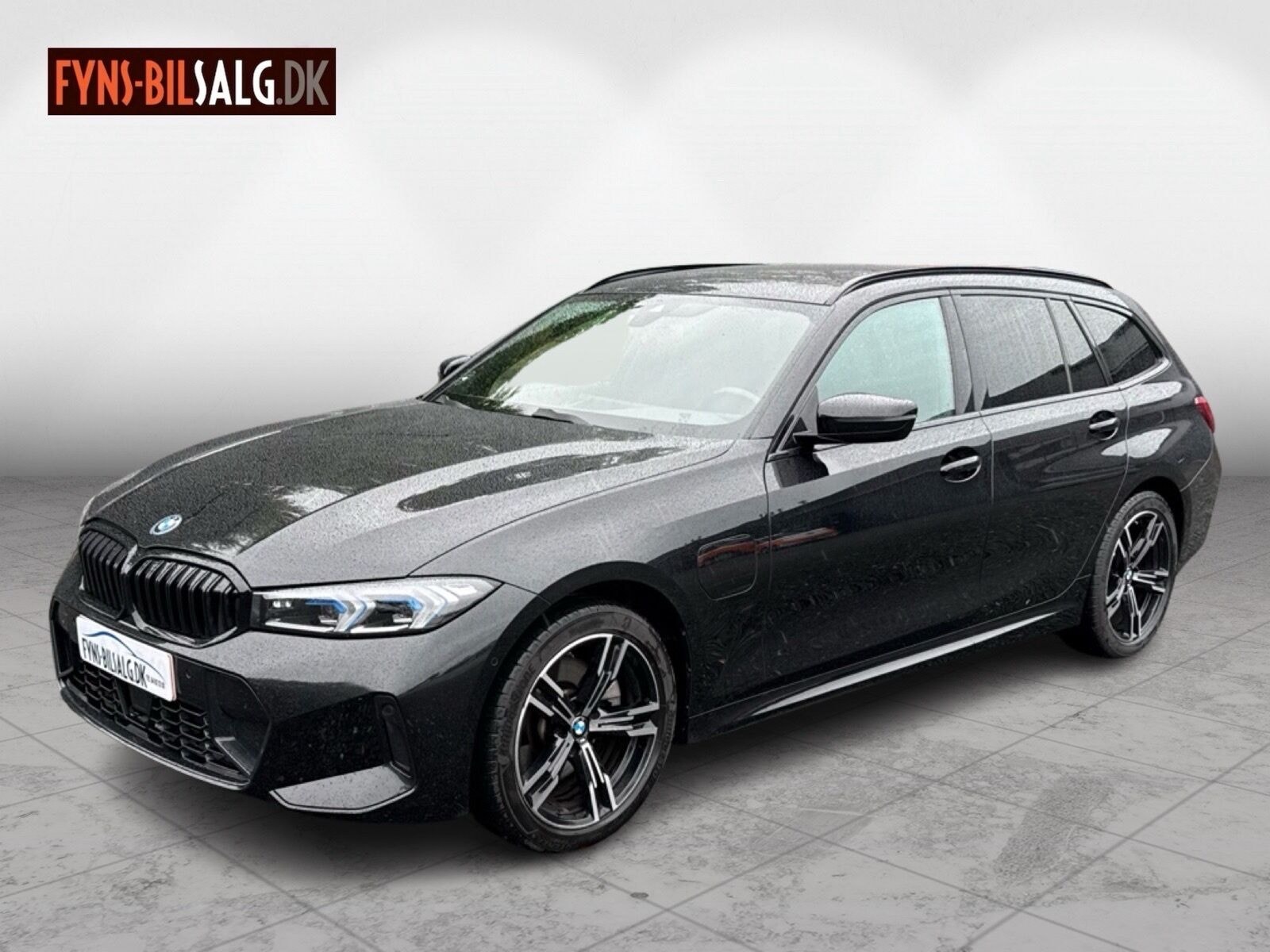 BMW 330e til salg hos Nabilli