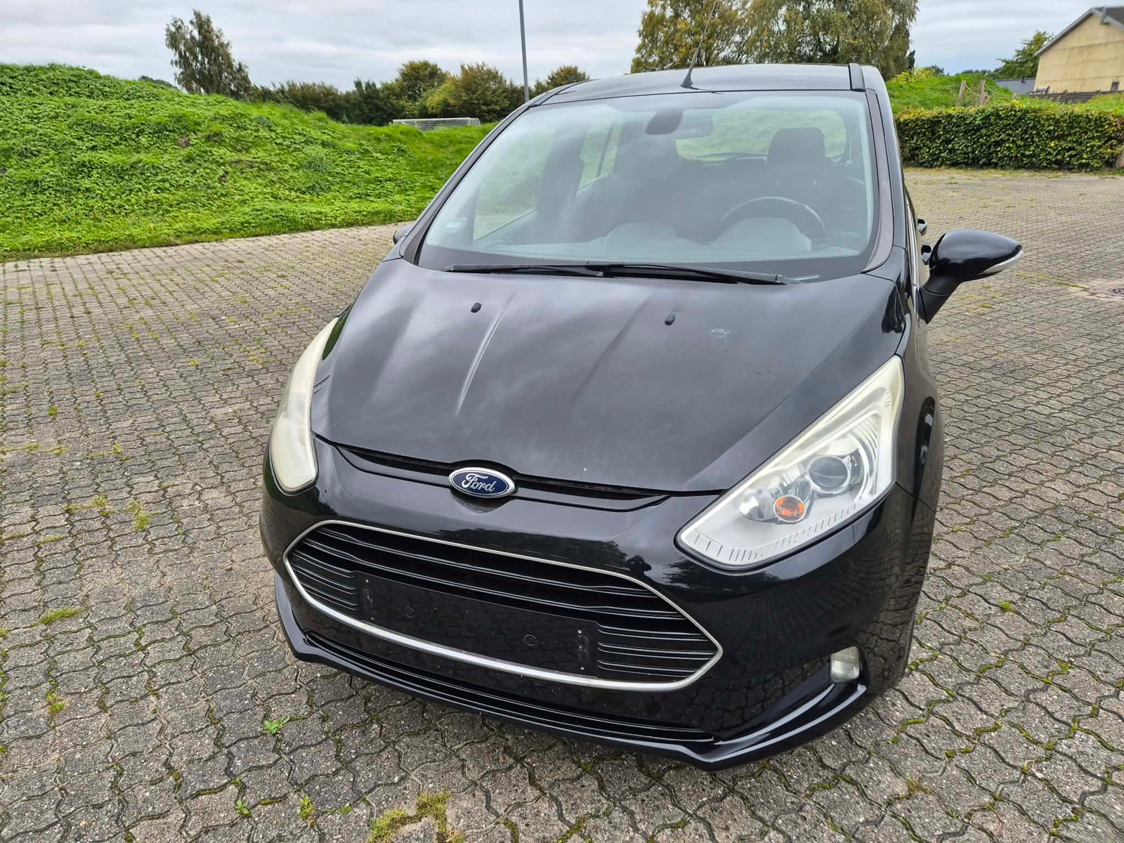 Ford B-MAX til salg hos Nabilli