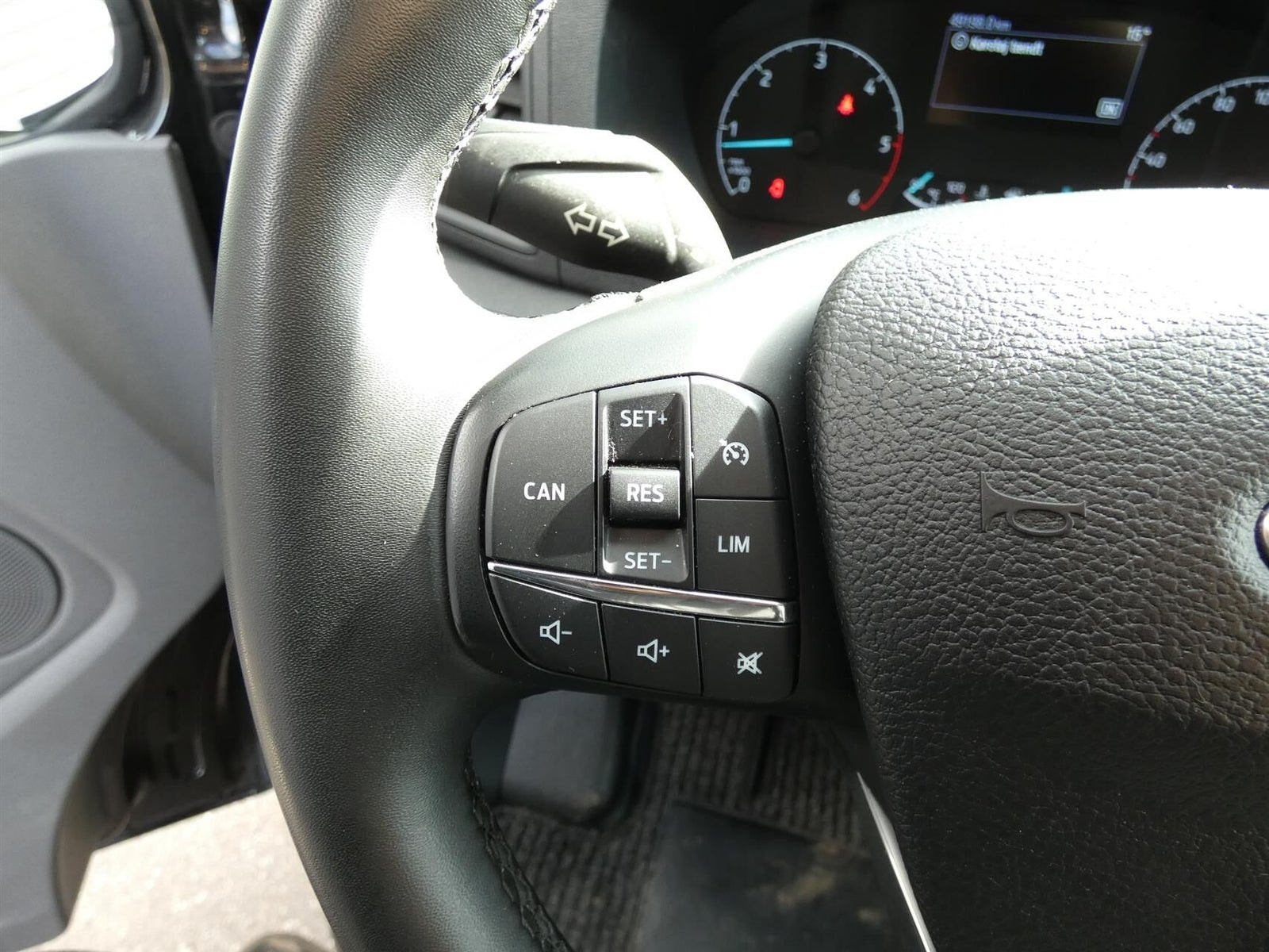 Ford Transit Custom 320L til salg hos Nabilli