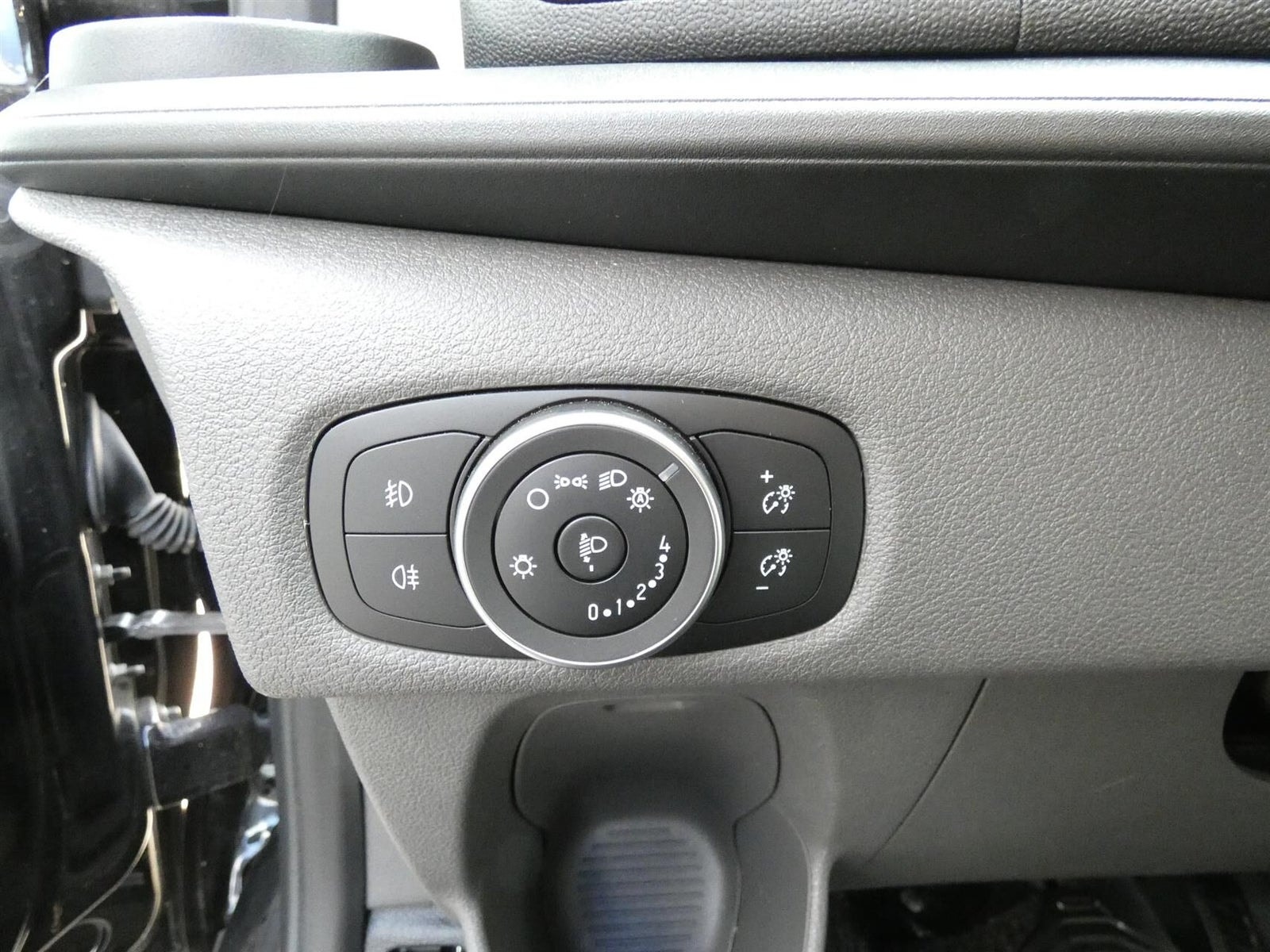 Ford Transit Custom 320L til salg hos Nabilli