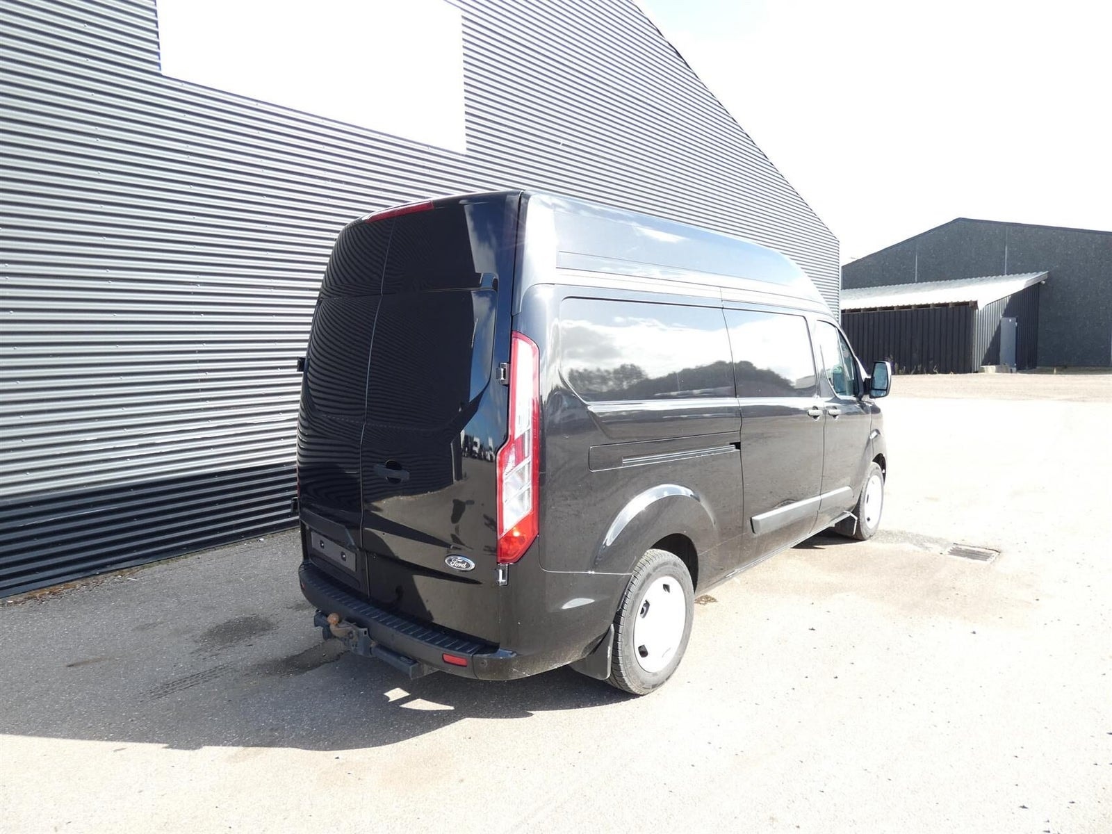Ford Transit Custom 320L til salg hos Nabilli