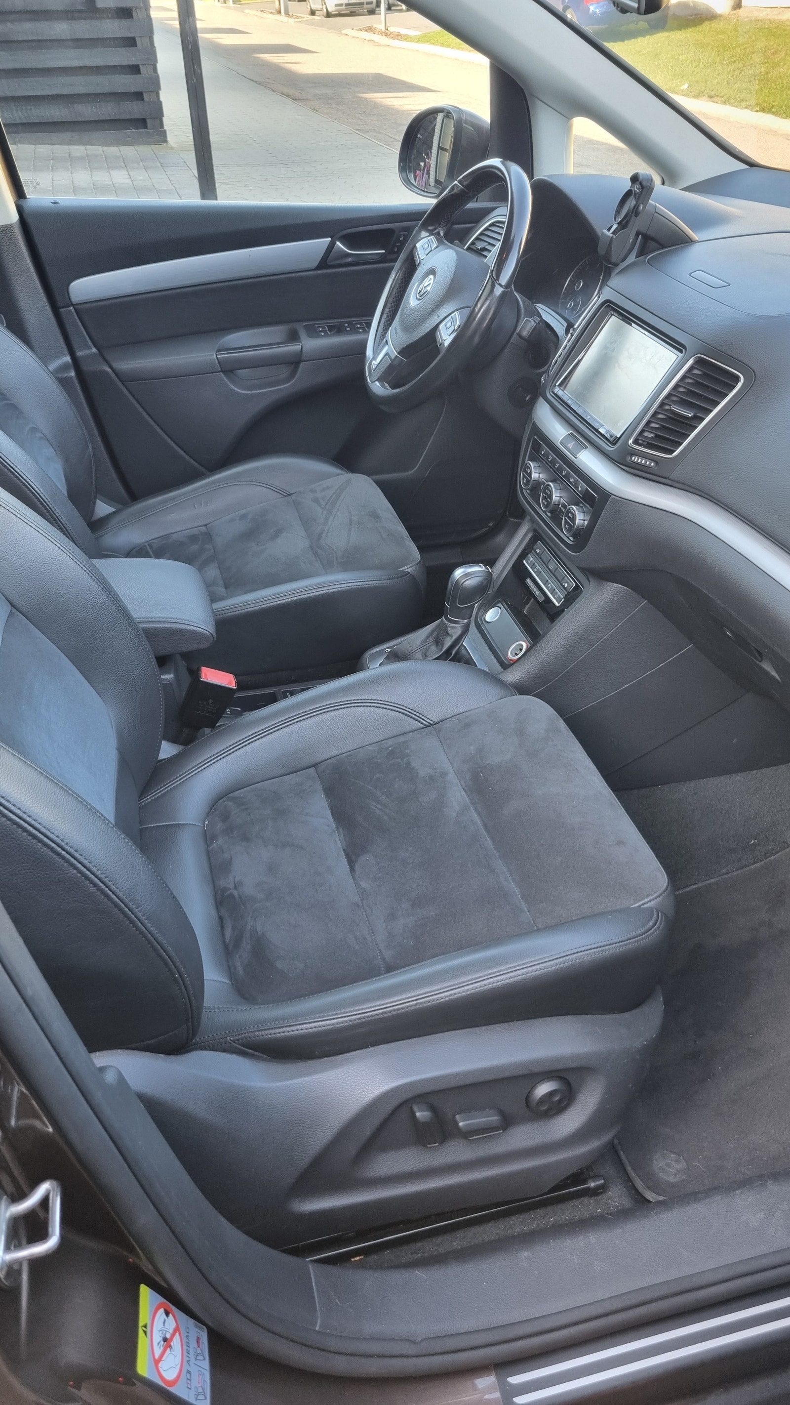 VW Sharan til salg hos Nabilli