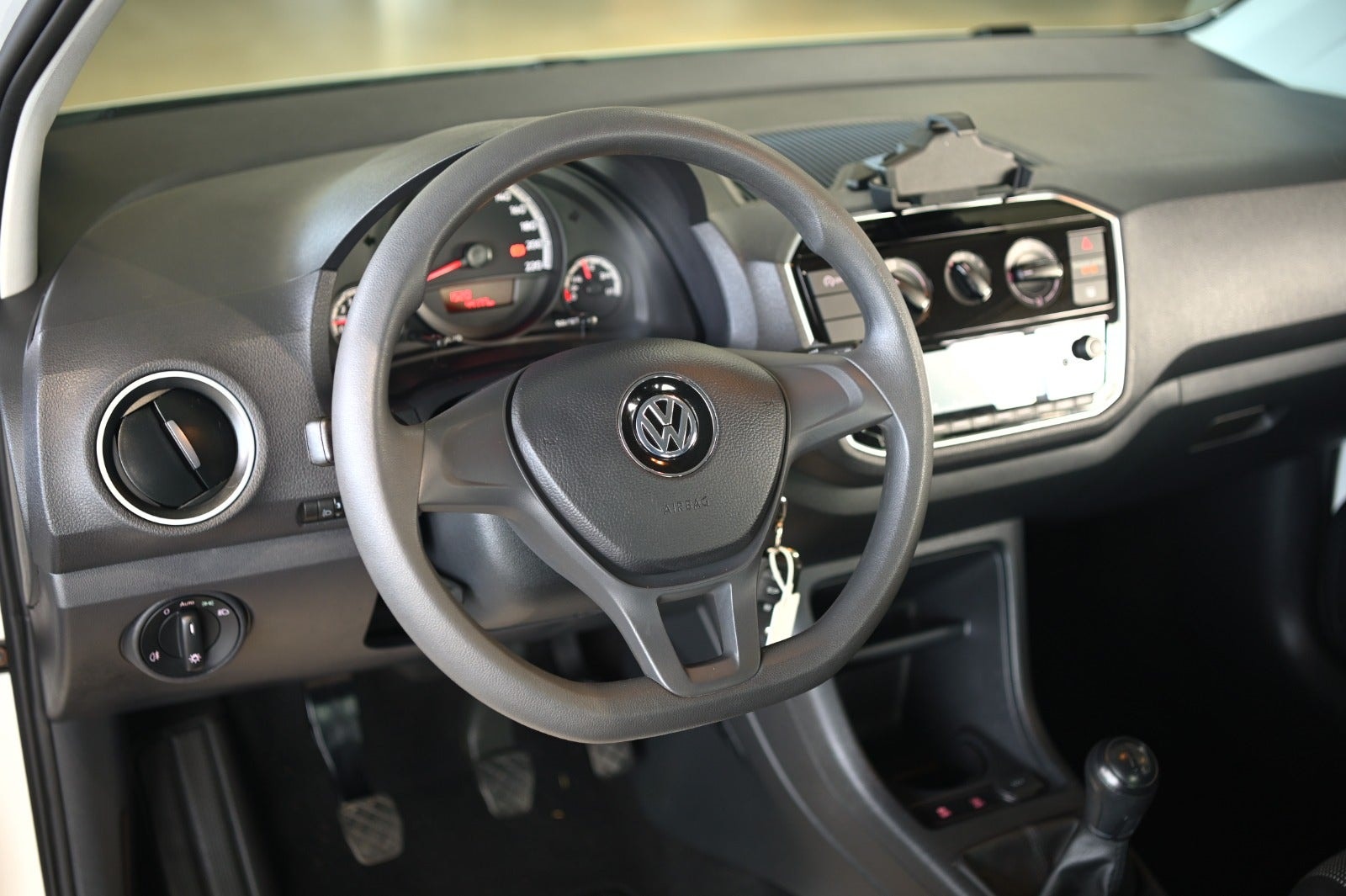 VW UP! til salg hos Nabilli