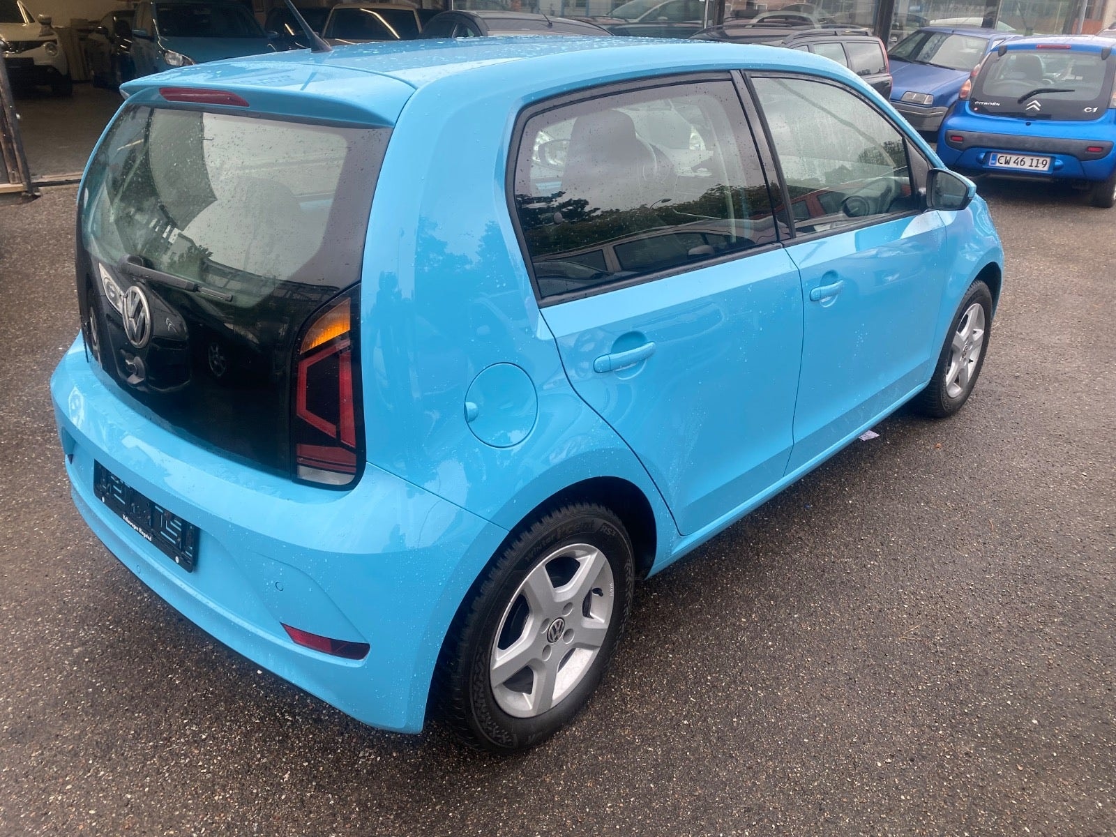 VW UP! til salg hos Nabilli