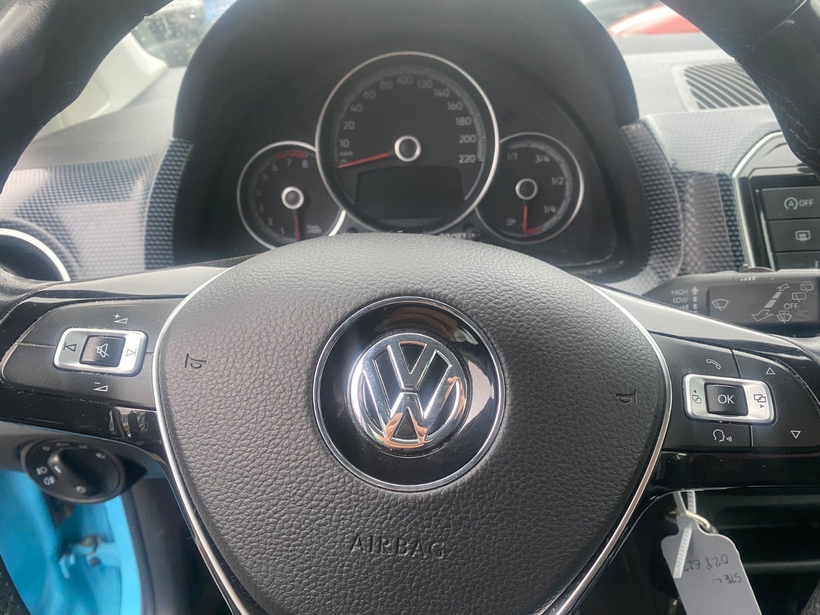 VW UP! til salg hos Nabilli