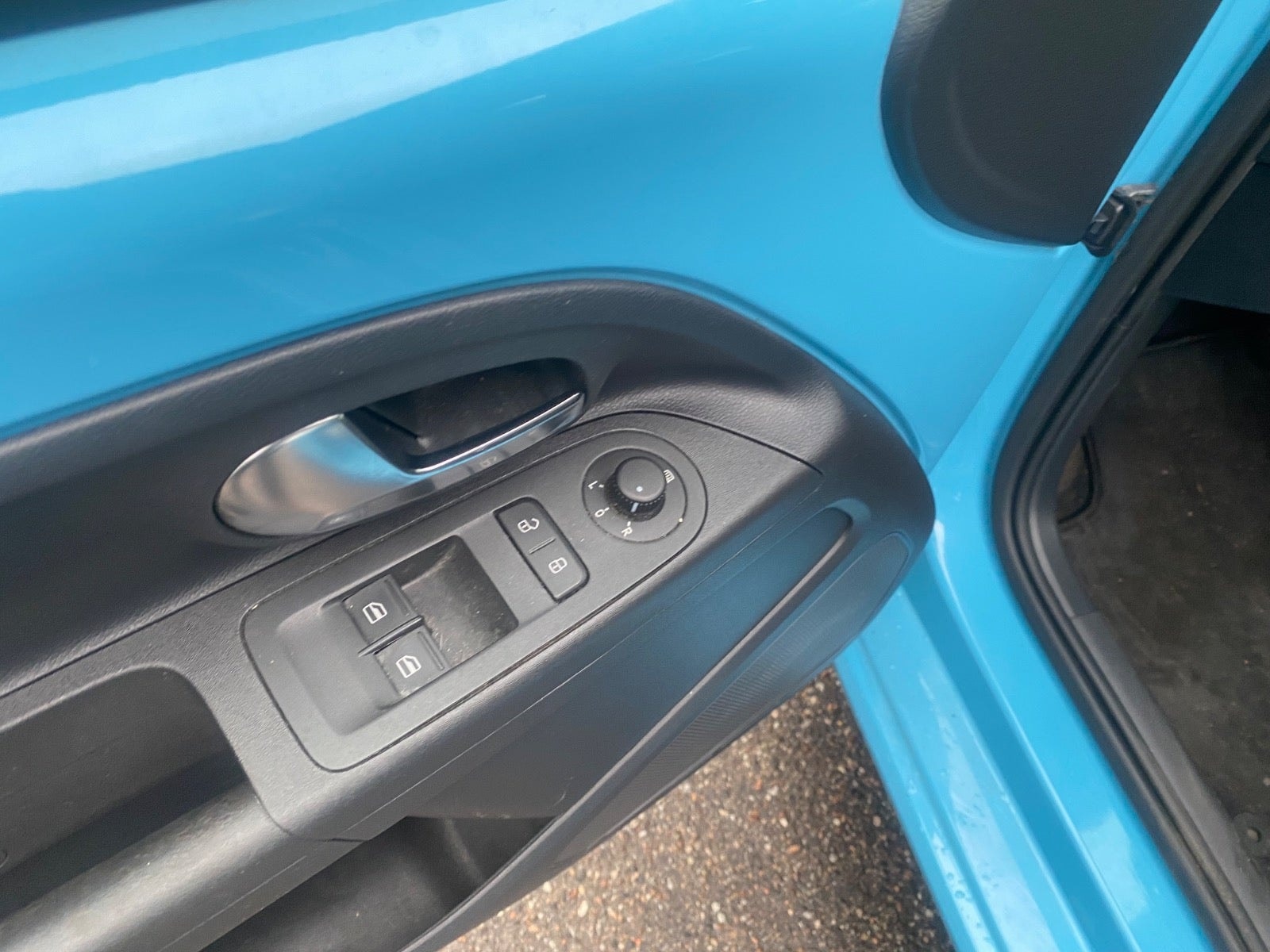 VW UP! til salg hos Nabilli