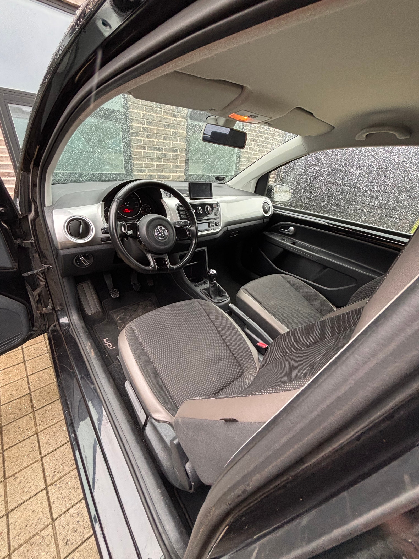 VW UP! til salg hos Nabilli