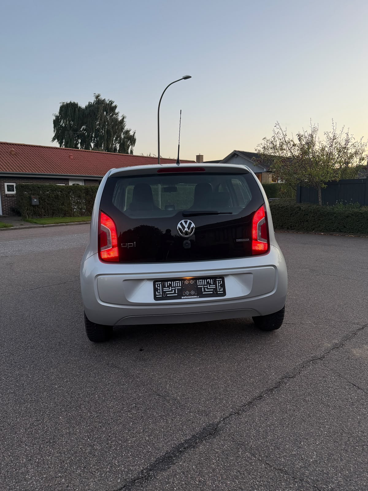 VW UP! til salg hos Nabilli