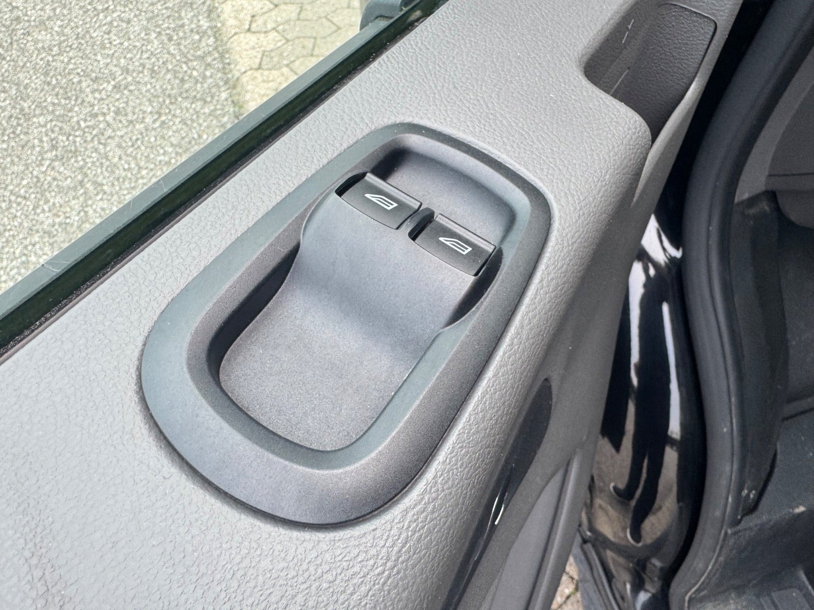 Ford E-Transit 350 L2 Van til salg hos Nabilli