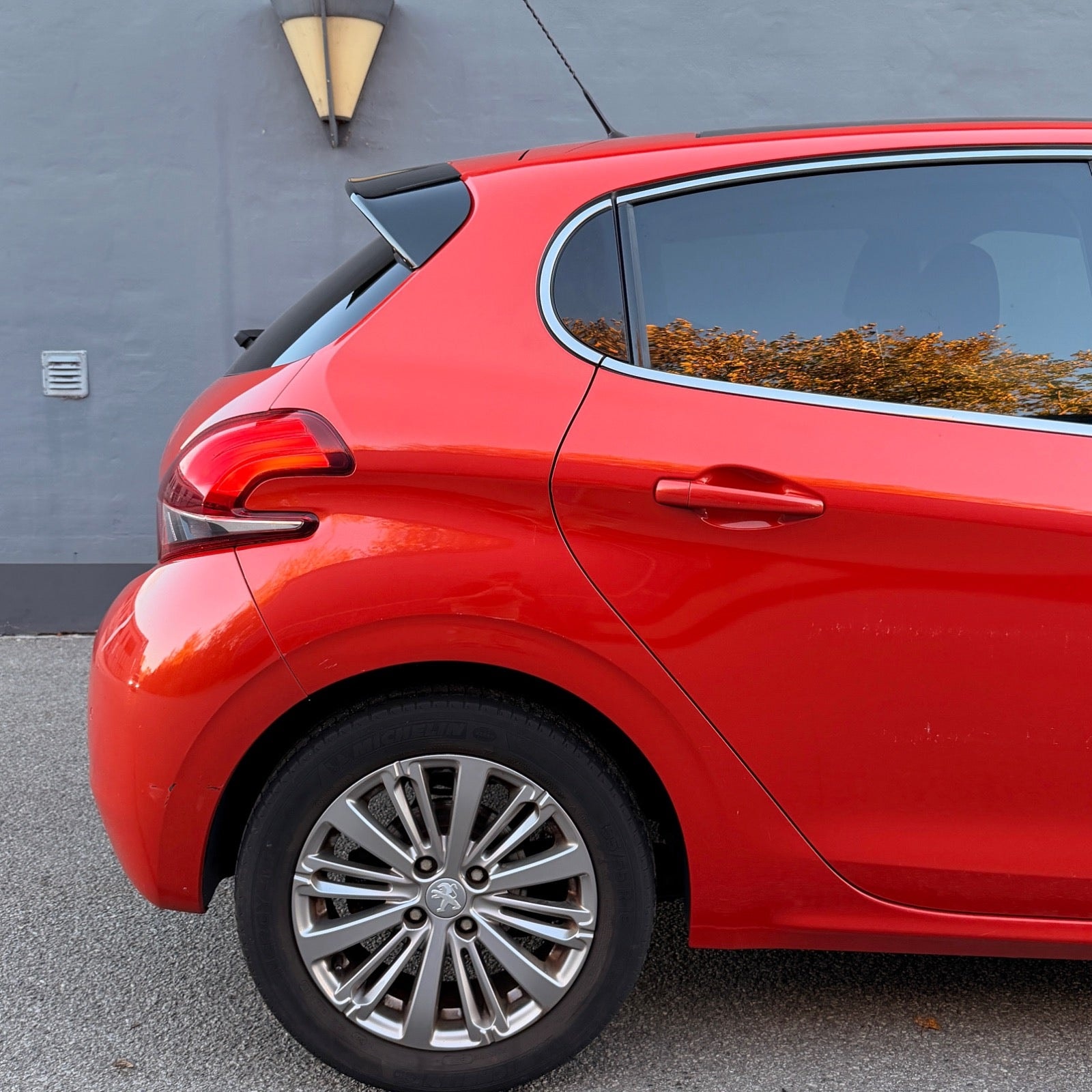 Peugeot 208 til salg hos Nabilli