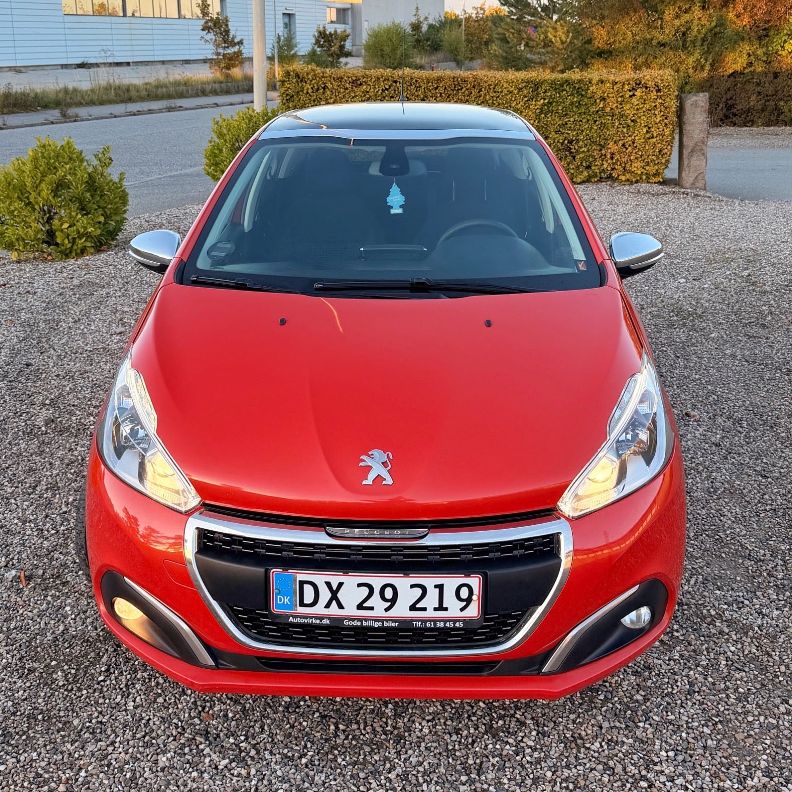 Peugeot 208 til salg hos Nabilli