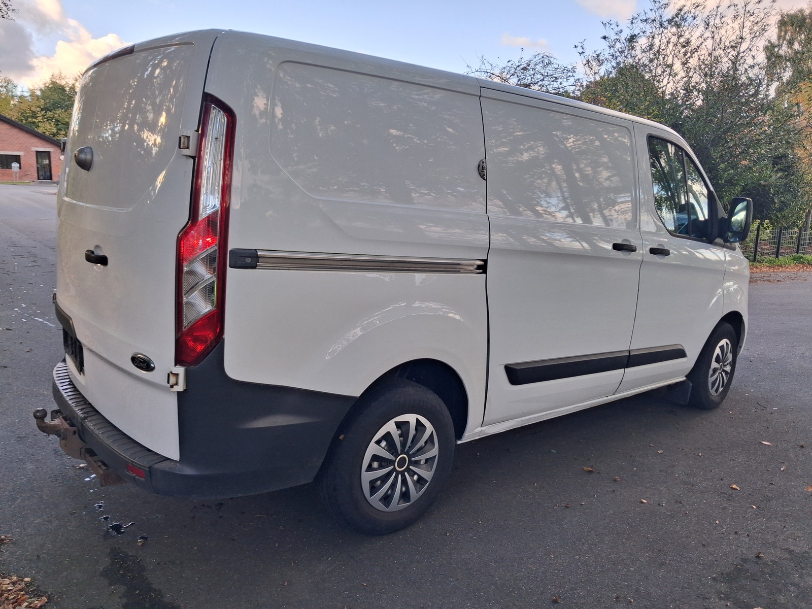 Ford Transit Custom 270S – billede 3