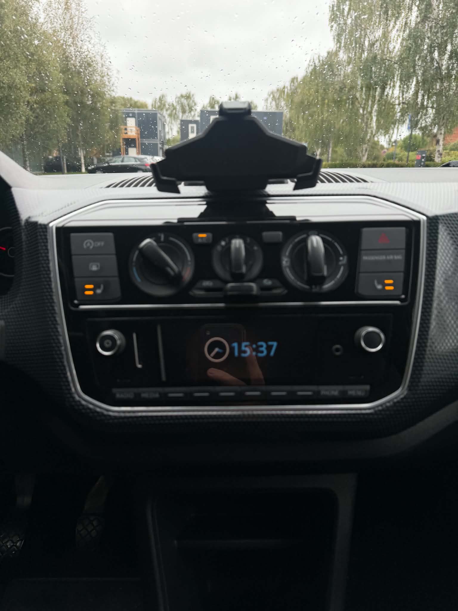 VW UP! til salg hos Nabilli