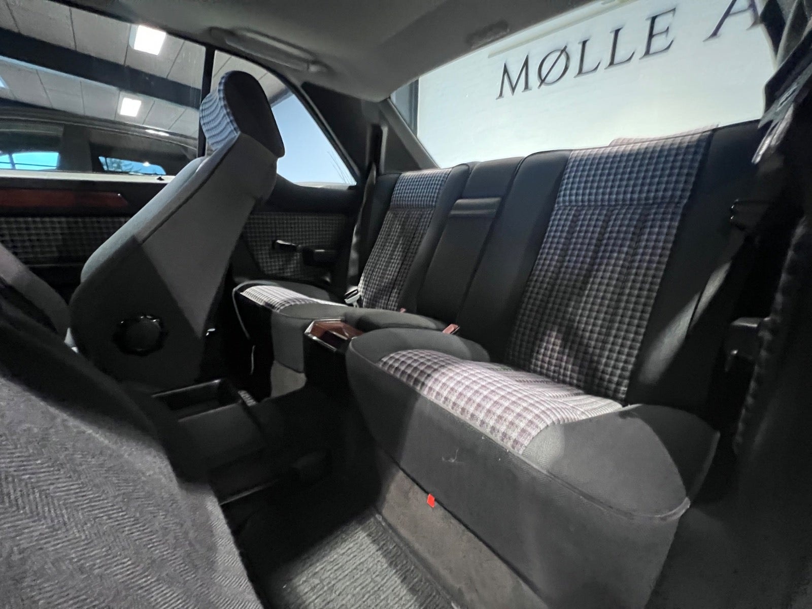 Mercedes 230 CE til salg hos Nabilli