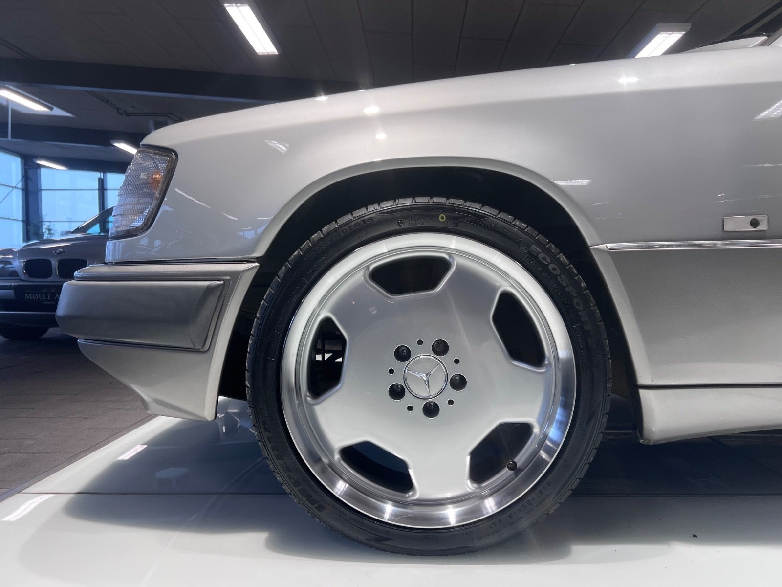 Mercedes 230 CE til salg hos Nabilli