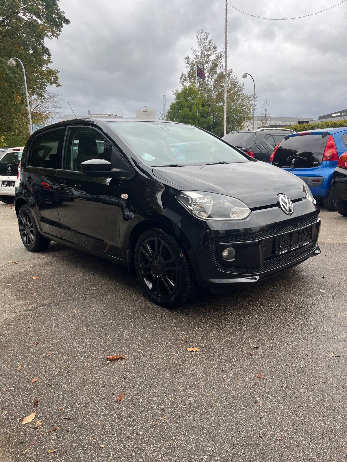 VW UP! til salg hos Nabilli