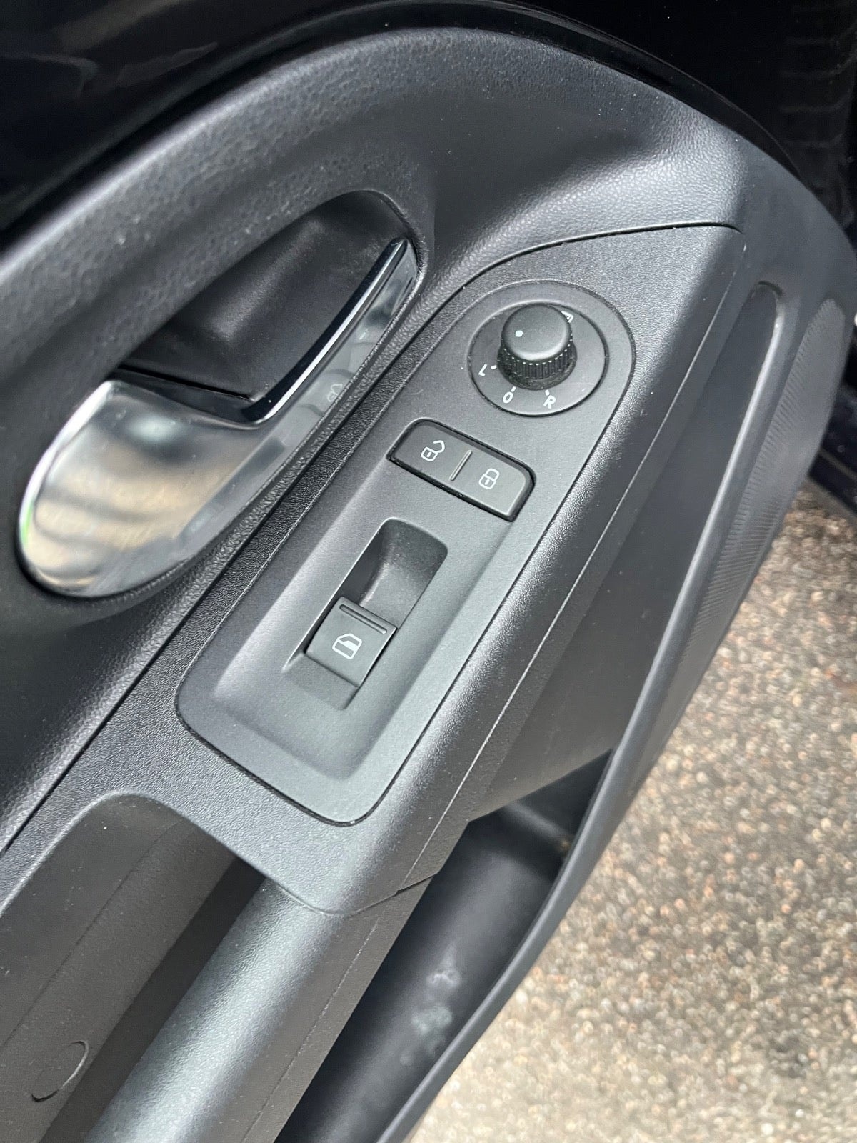 VW UP! til salg hos Nabilli