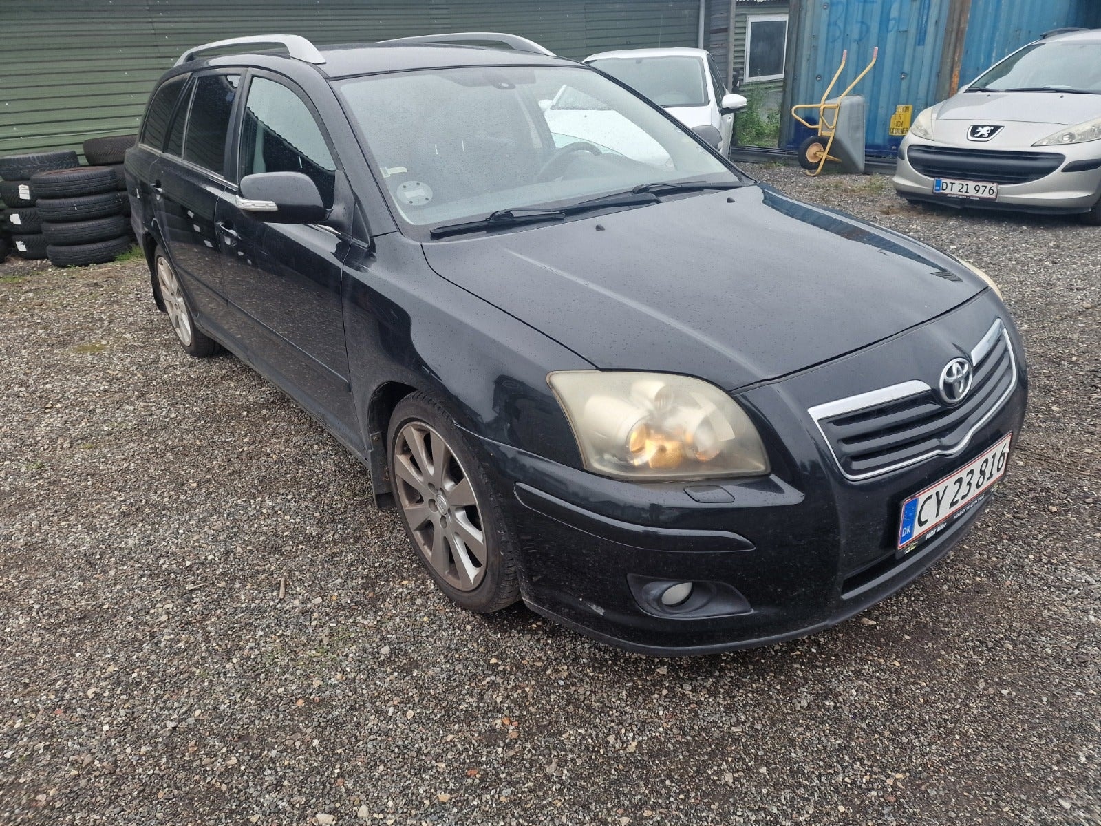 Toyota Avensis til salg hos Nabilli