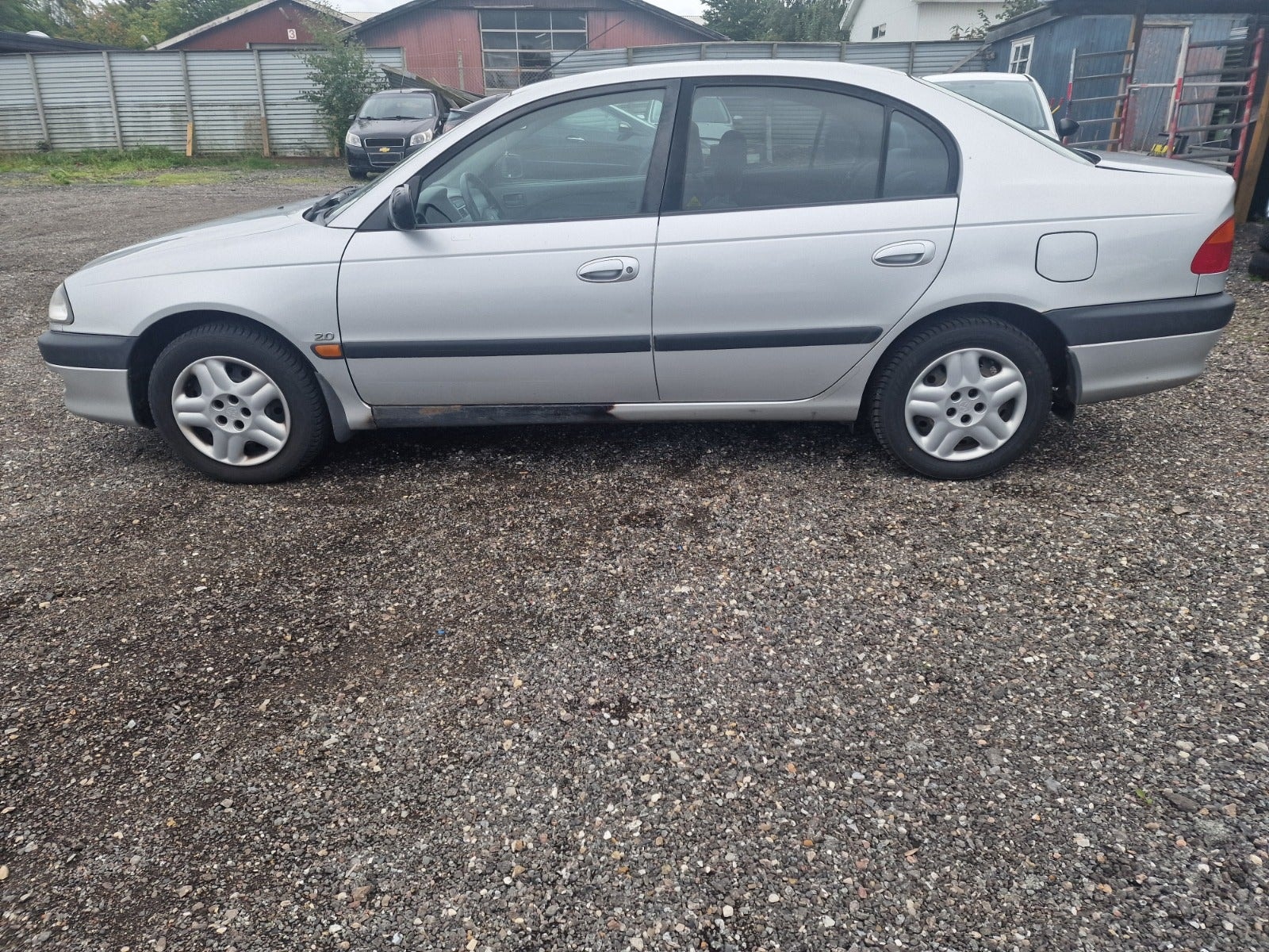 Toyota Avensis til salg hos Nabilli