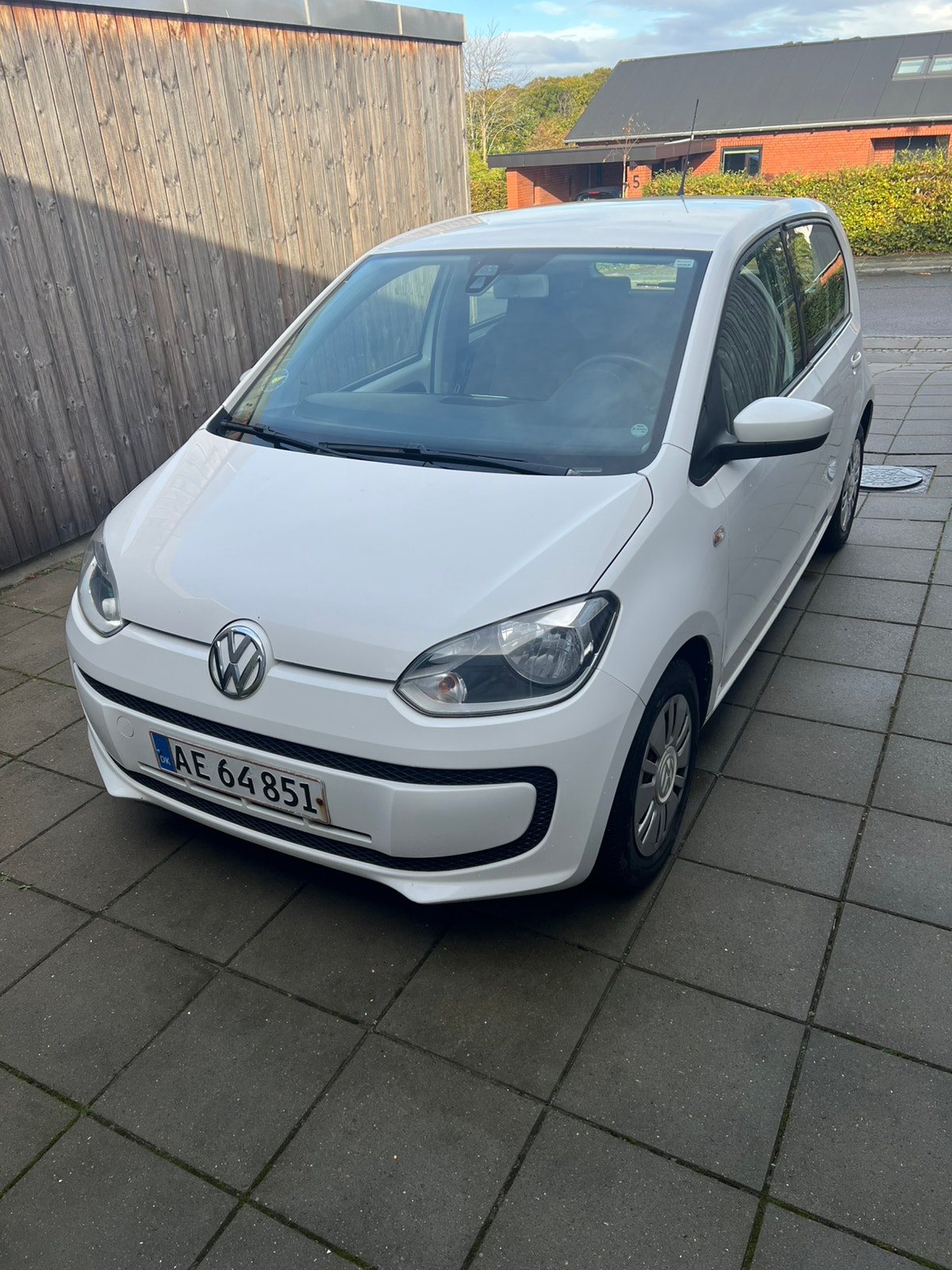 VW UP! til salg hos Nabilli