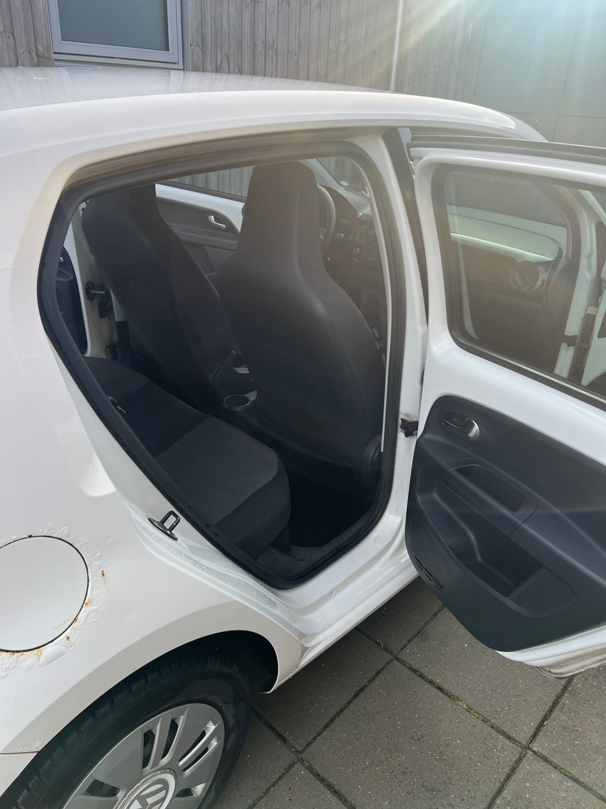 VW UP! til salg hos Nabilli