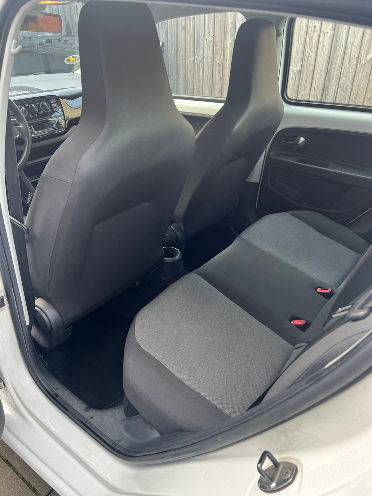 VW UP! til salg hos Nabilli