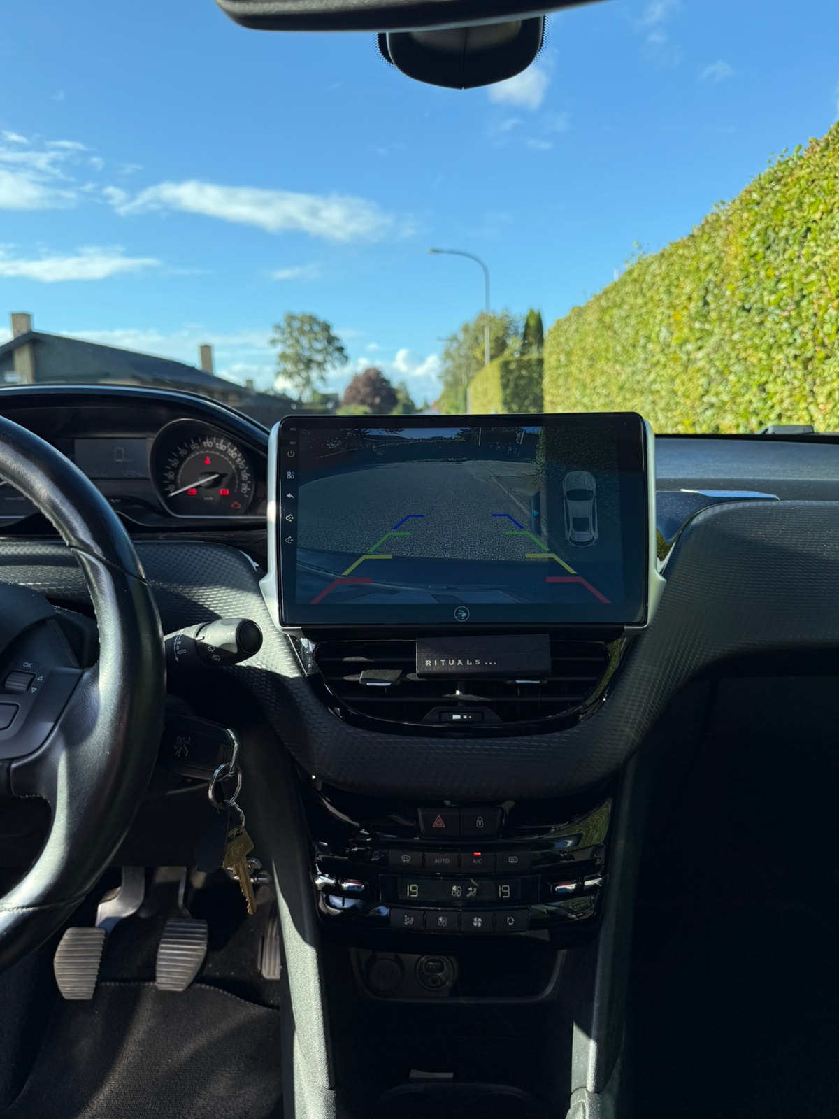 Peugeot 208 – billede 11