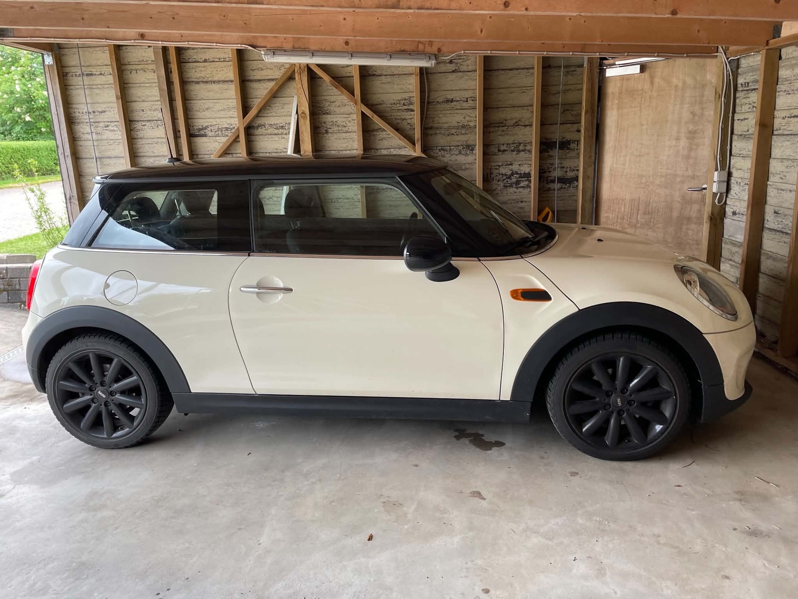 MINI Cooper til salg hos Nabilli