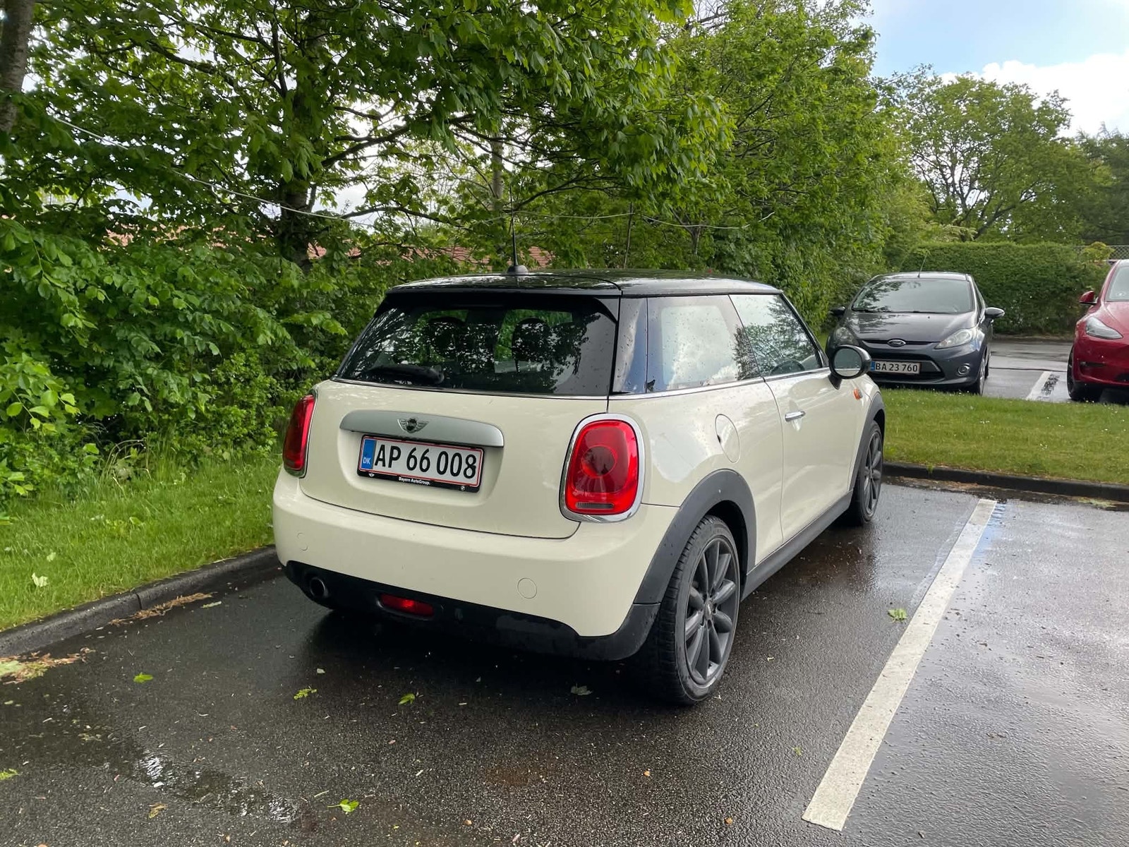 MINI Cooper til salg hos Nabilli