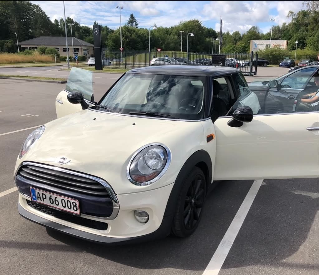 MINI Cooper til salg hos Nabilli