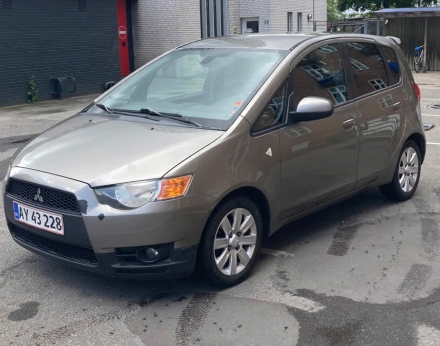 Mitsubishi Colt til salg hos Nabilli