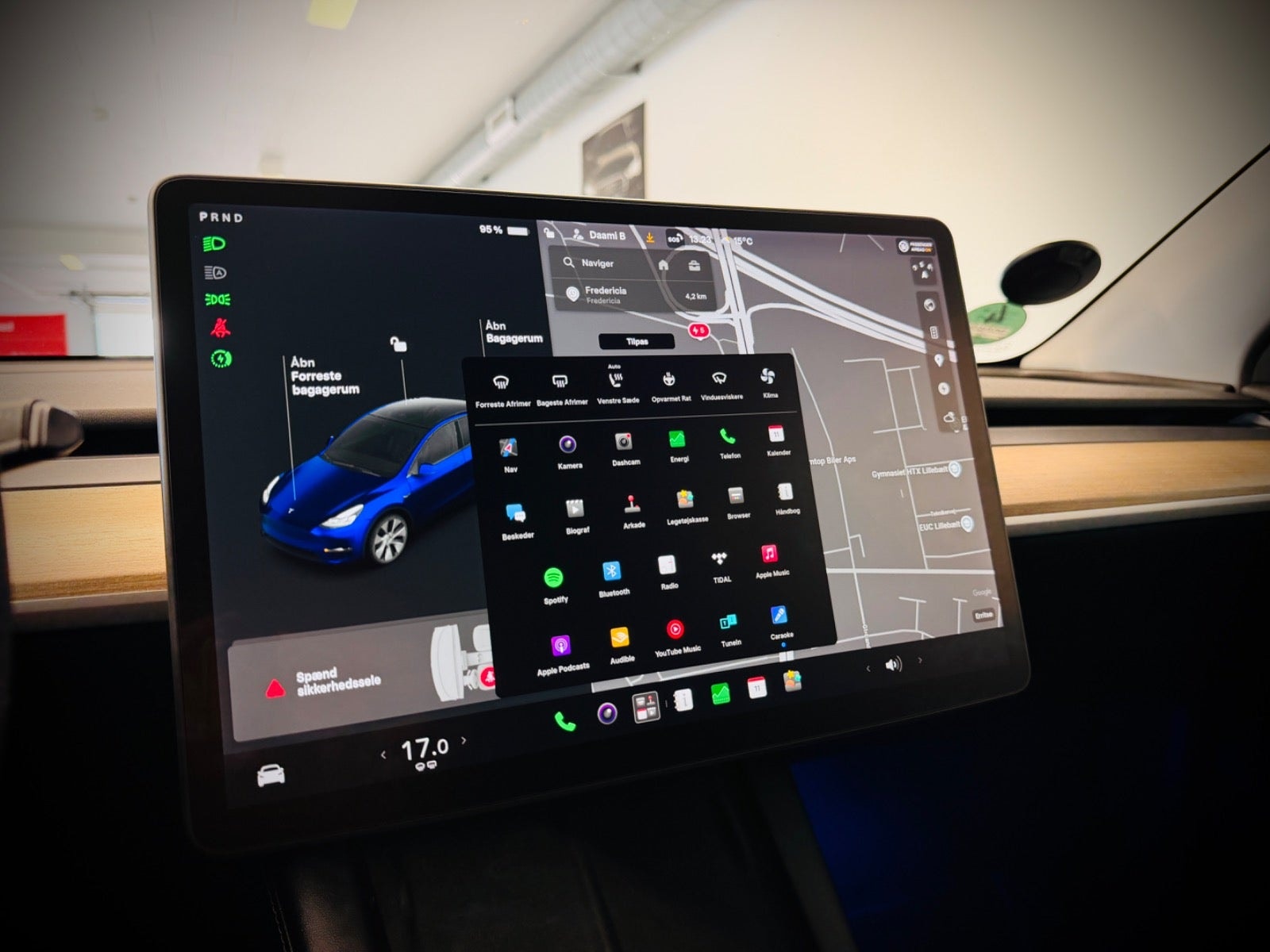 Tesla Model Y til salg hos Nabilli
