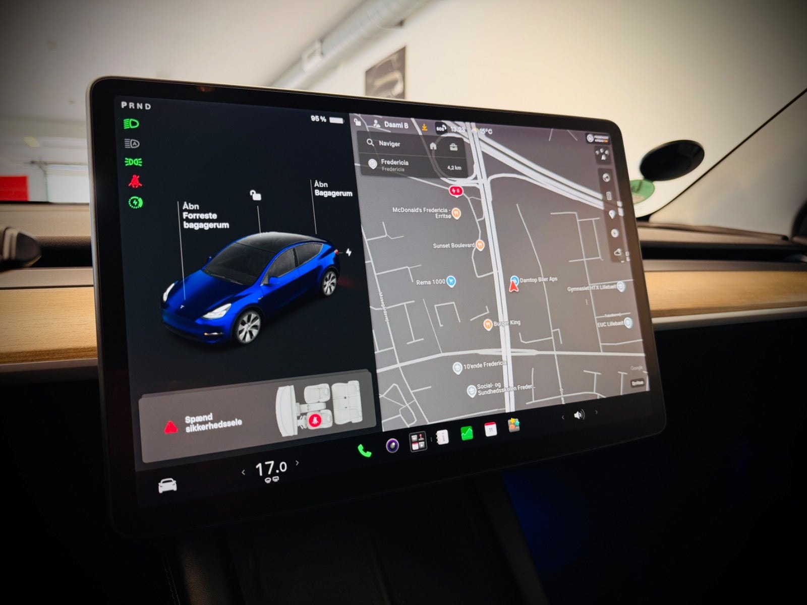 Tesla Model Y til salg hos Nabilli