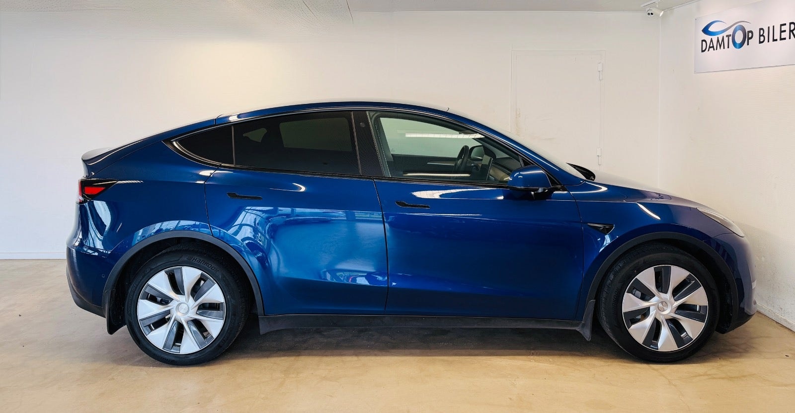 Tesla Model Y til salg hos Nabilli