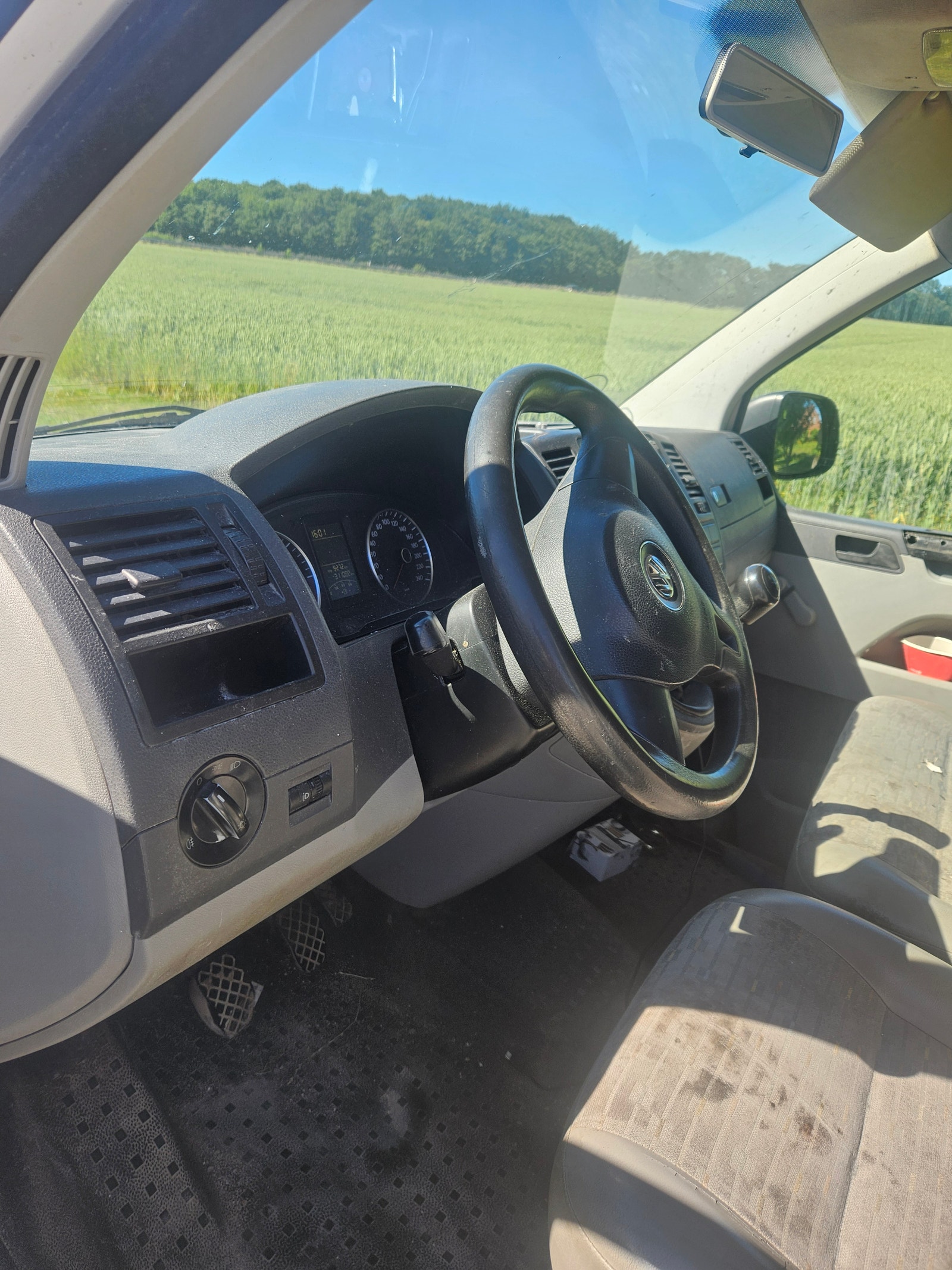 VW Transporter til salg hos Nabilli