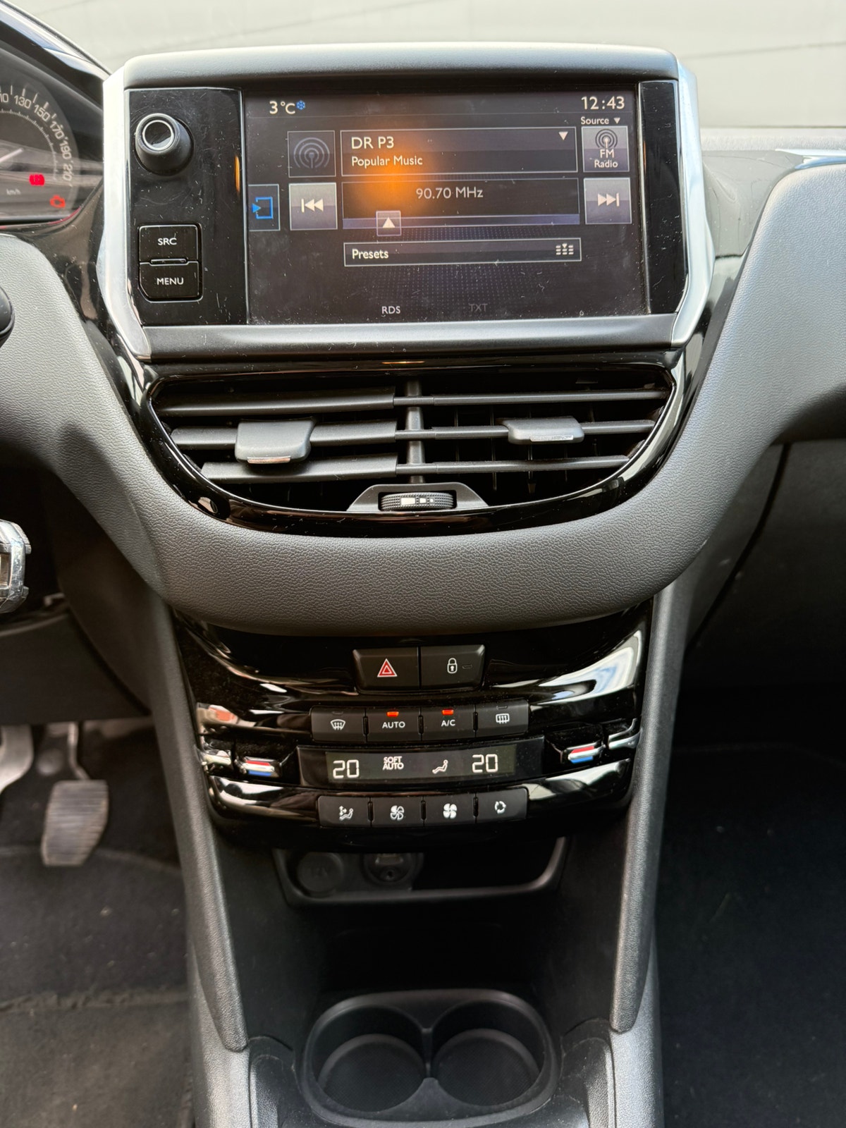 Peugeot 208 til salg hos Nabilli