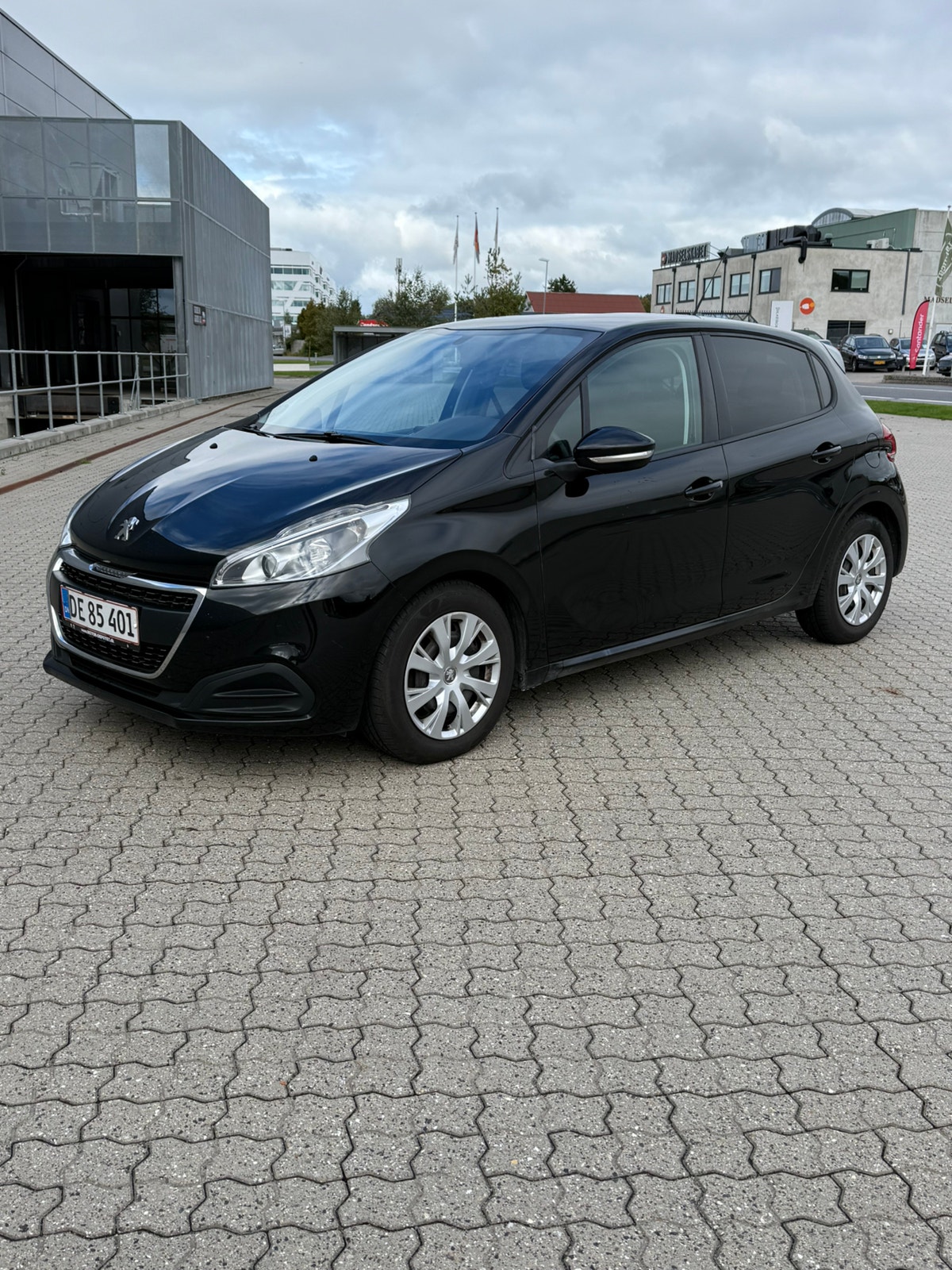 Peugeot 208 til salg hos Nabilli