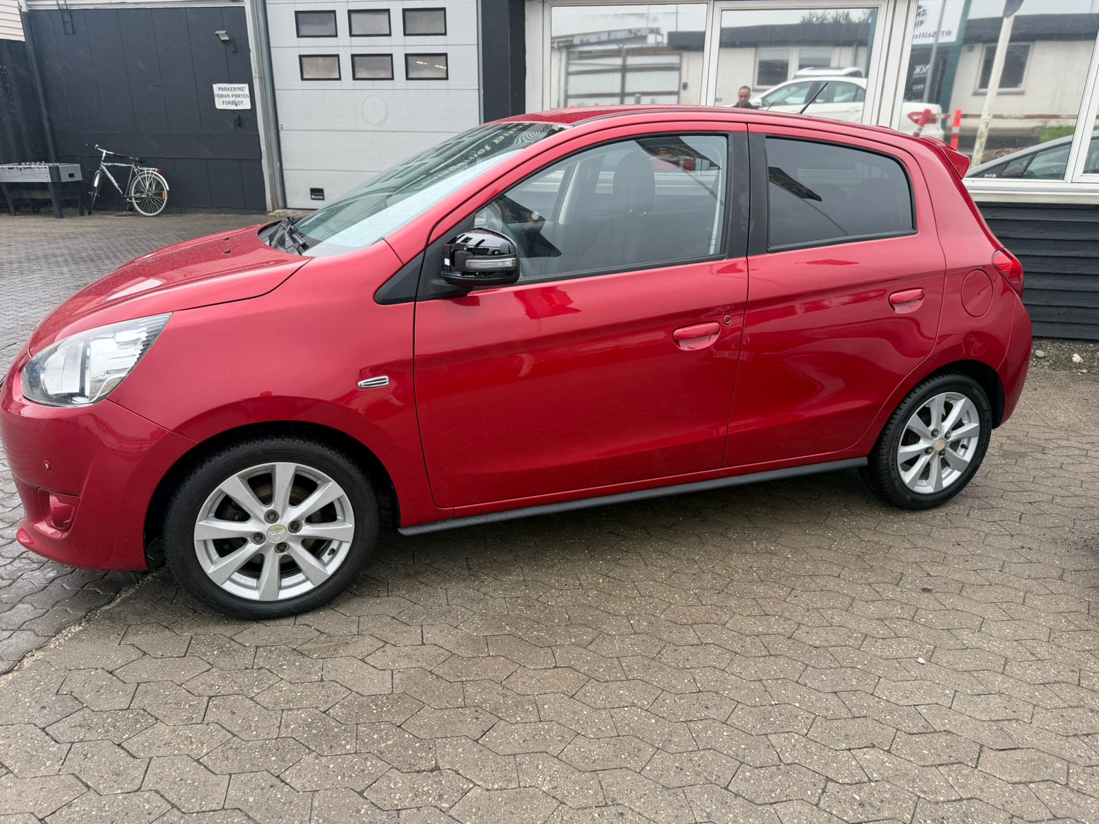 Mitsubishi Space Star til salg hos Nabilli
