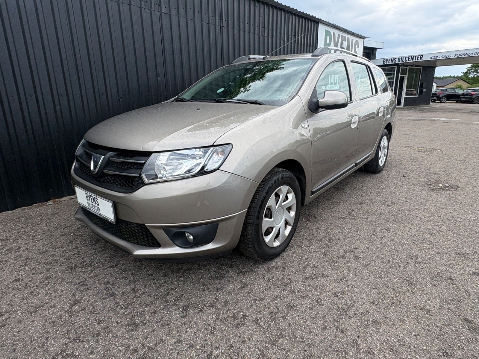Dacia Logan til salg hos Nabilli