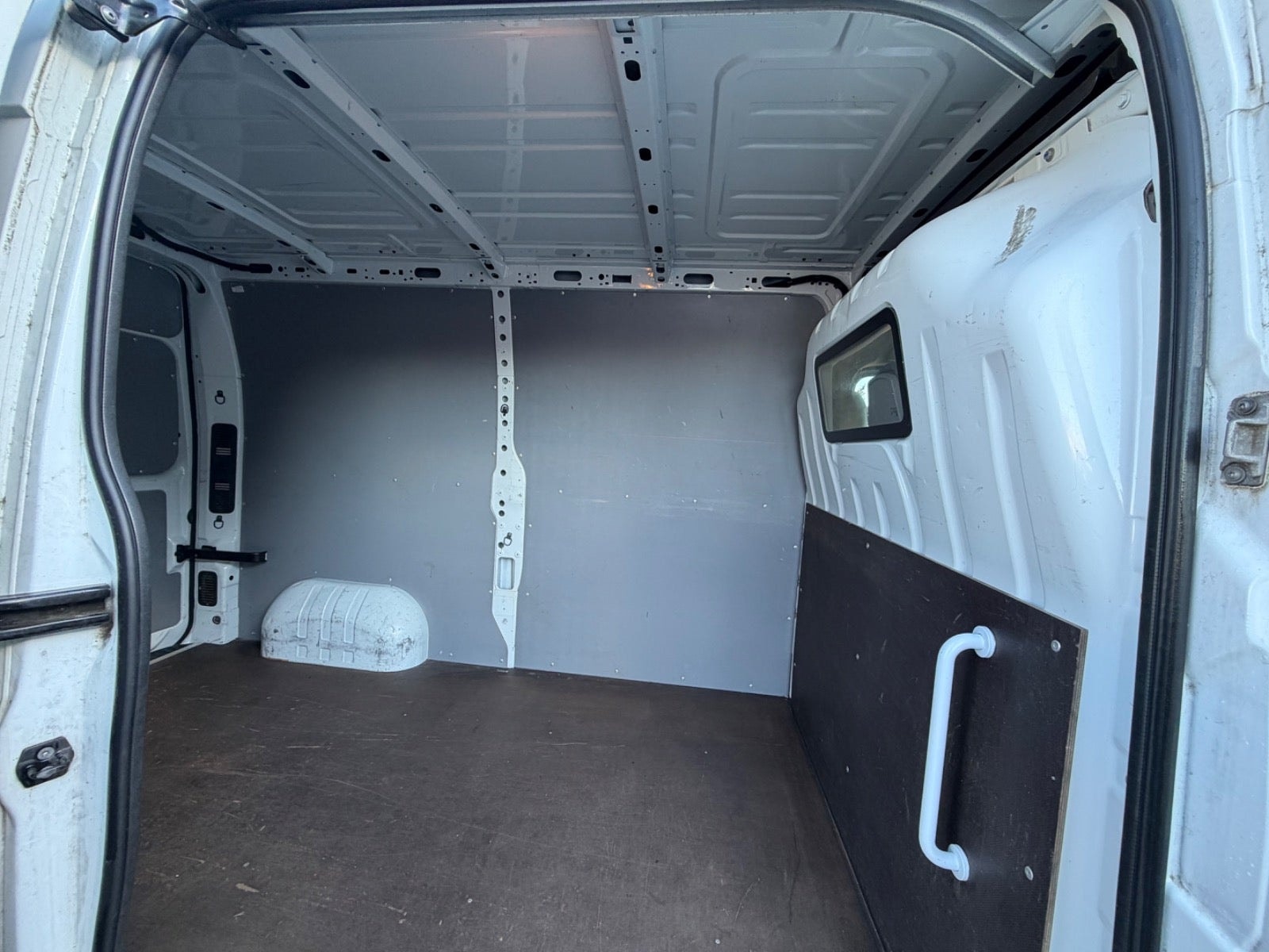 Nissan NV400 til salg hos Nabilli