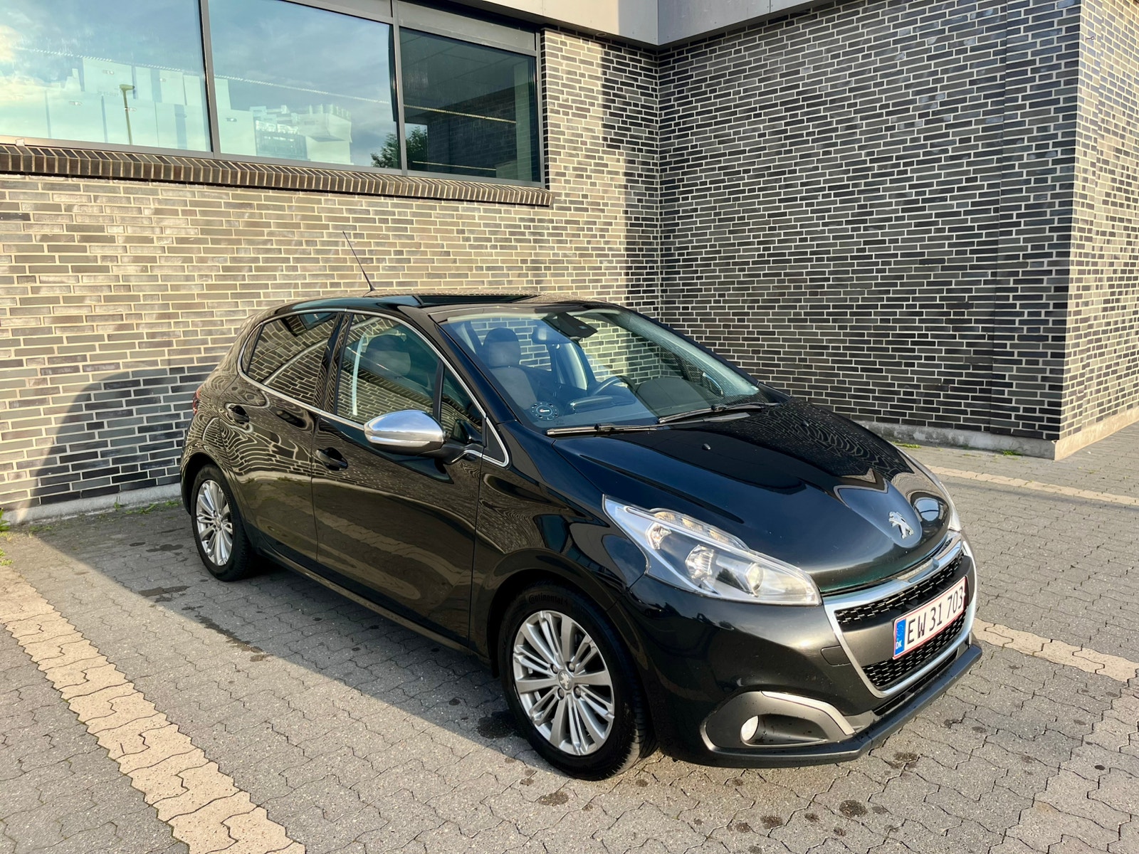 Peugeot 208 til salg hos Nabilli