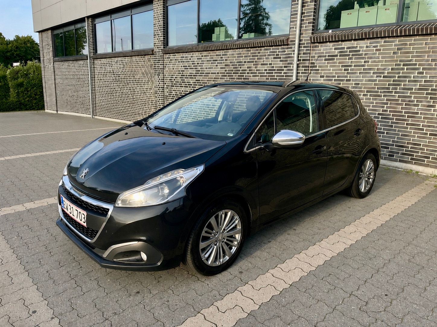 Peugeot 208 til salg hos Nabilli