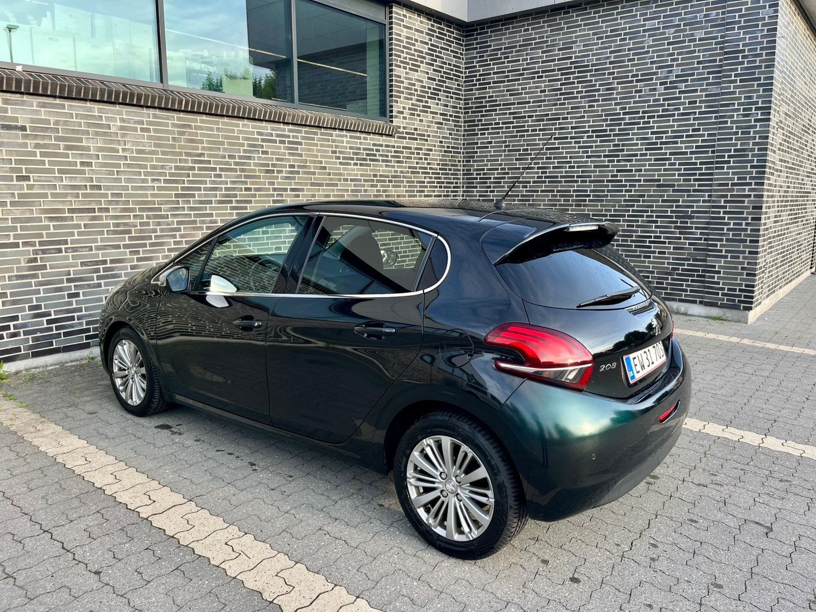 Peugeot 208 til salg hos Nabilli