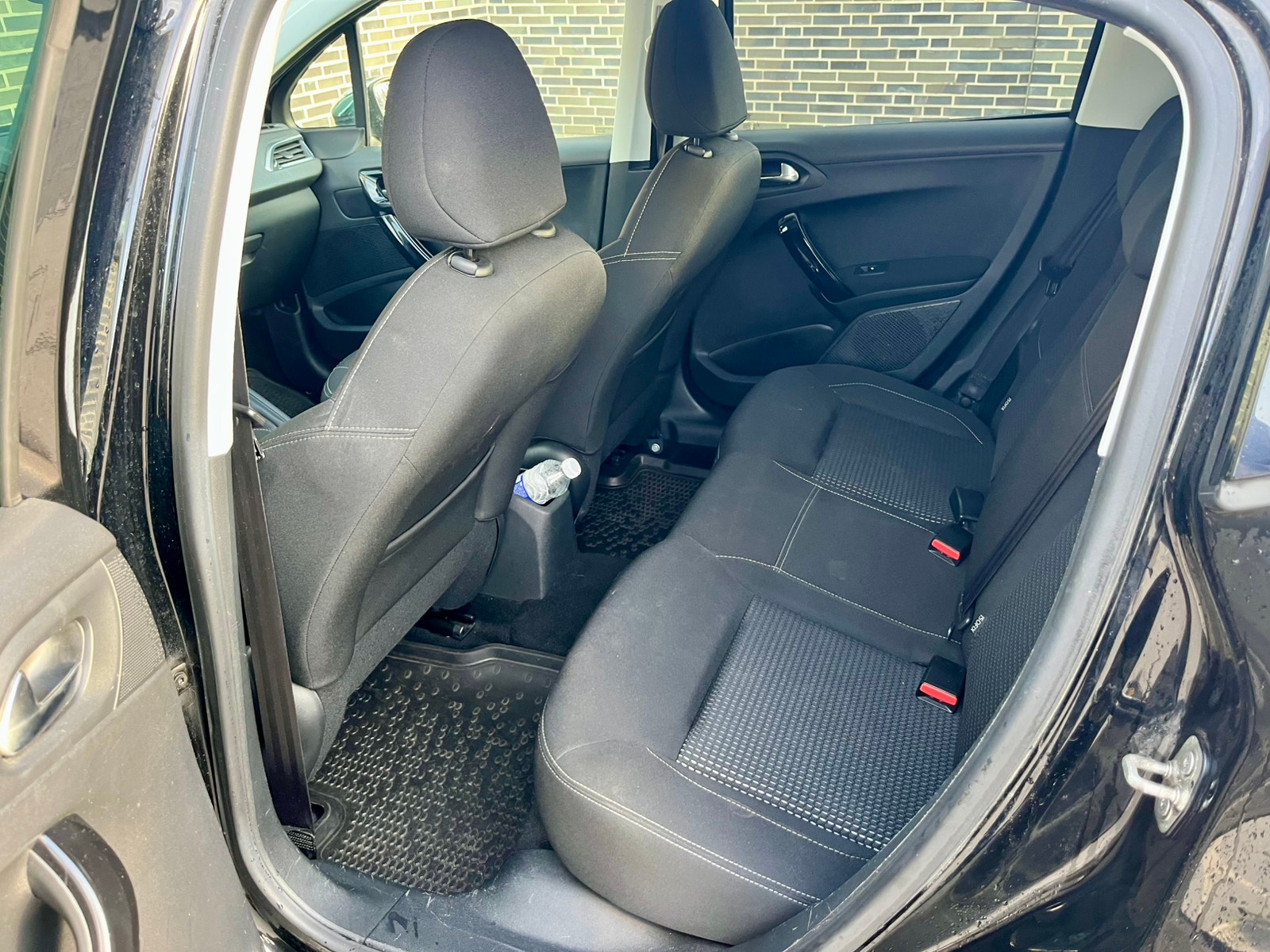 Peugeot 208 til salg hos Nabilli