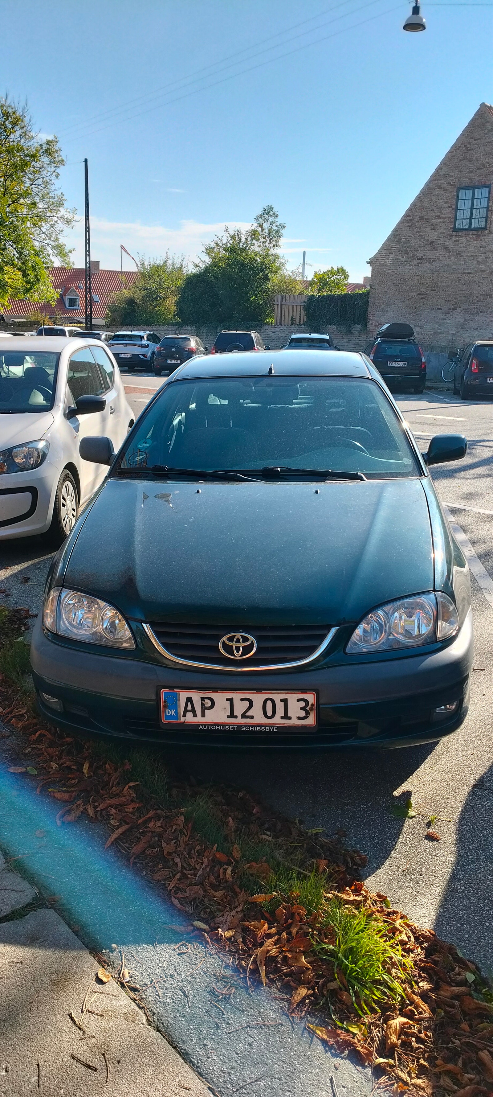 Toyota Avensis til salg hos Nabilli
